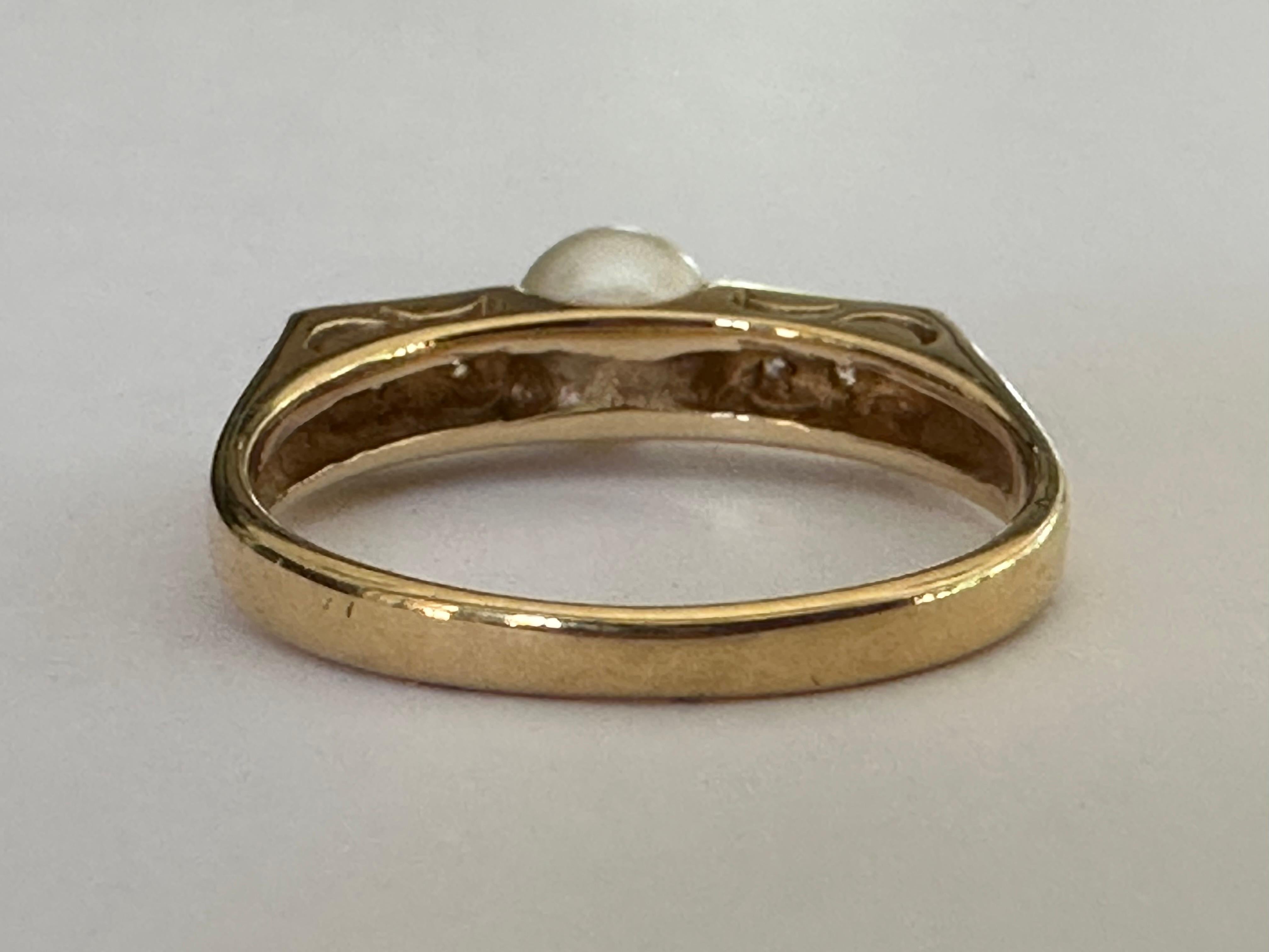 Estate White Pearl and Diamond Ring For Sale 1