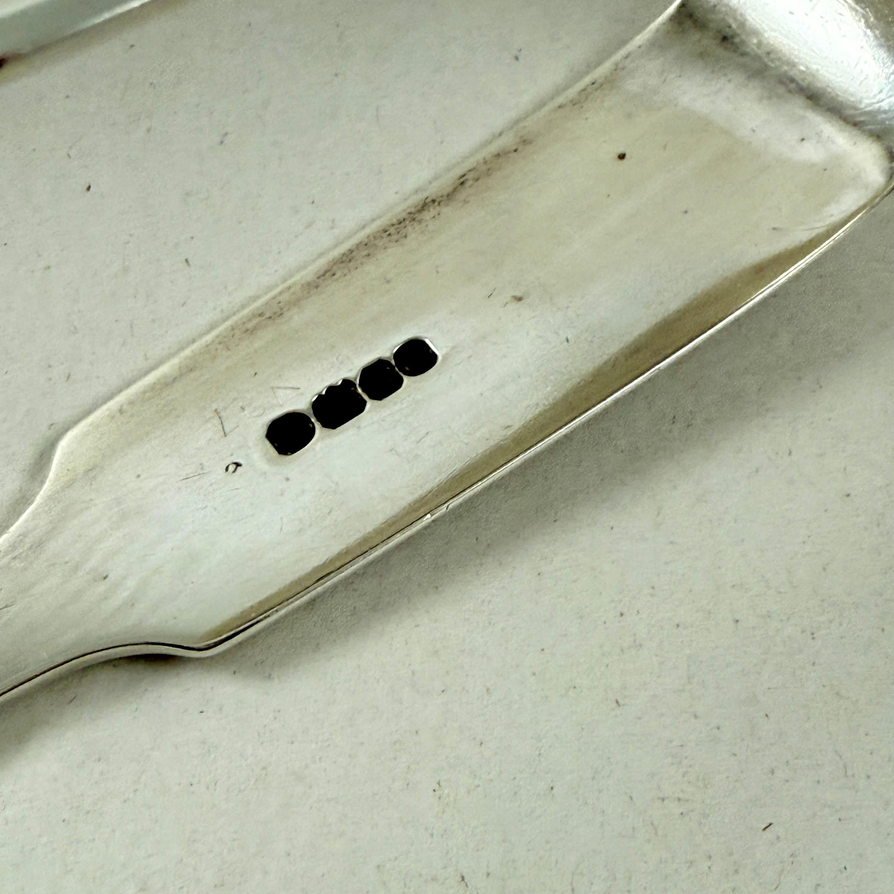 Tenazas para espárragos de plata de ley inglesa Estate William Eaton en venta 2