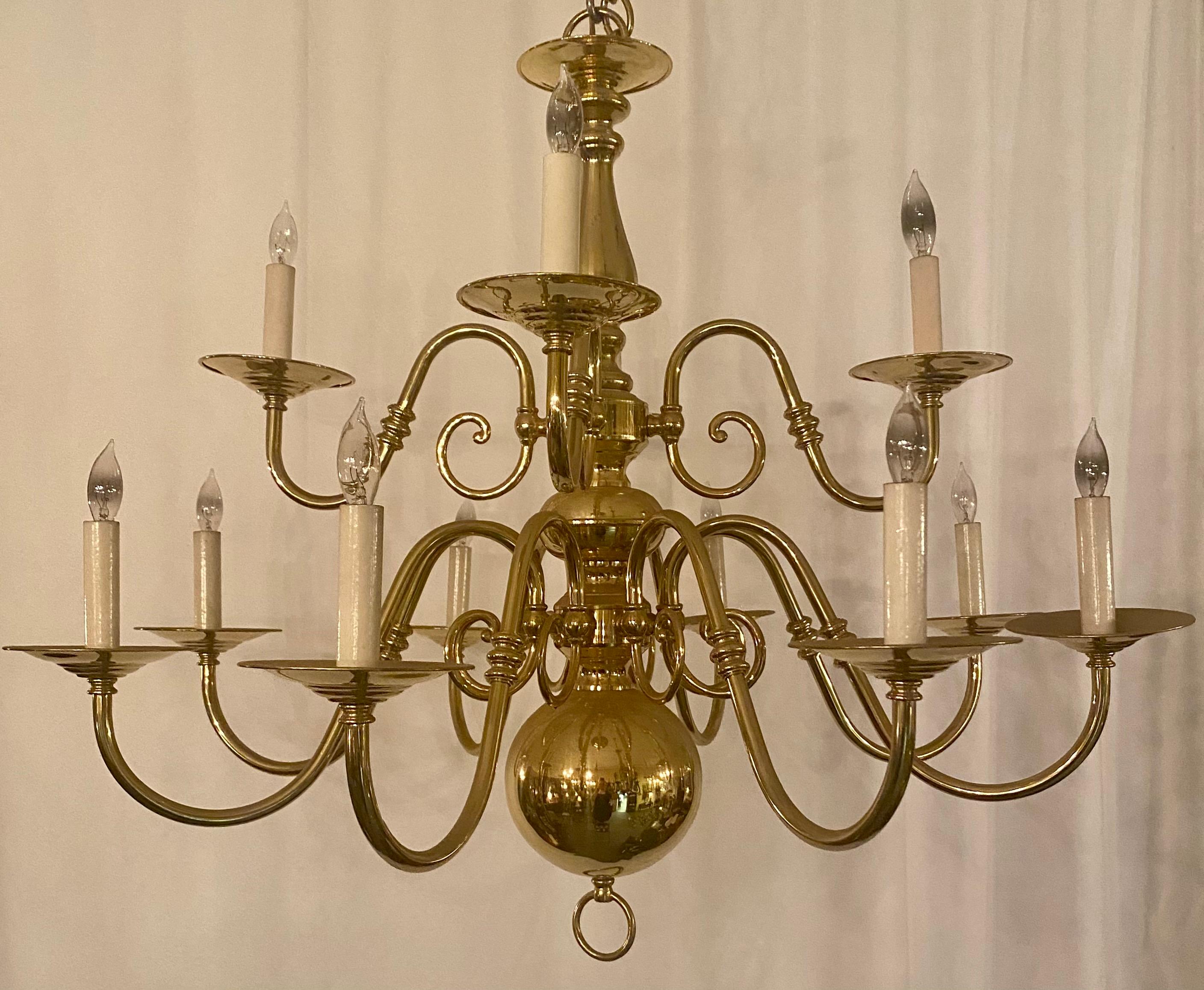 Estate Williamsburg style bronze chandelier with 8 lights.
CHB105.