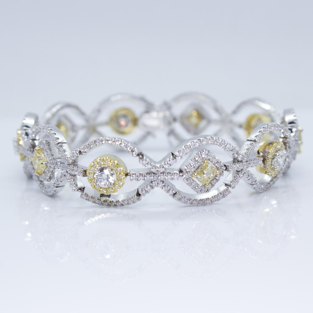 Estate Yellow & White Diamond Round Princess Cut Bracelet 18K Two Tone Gold For Sale 2