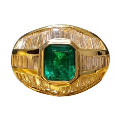 Bague cocktail de succession 18 carats avec diamants baguettes taille émeraude verte 5,20 carats, taille 6,25