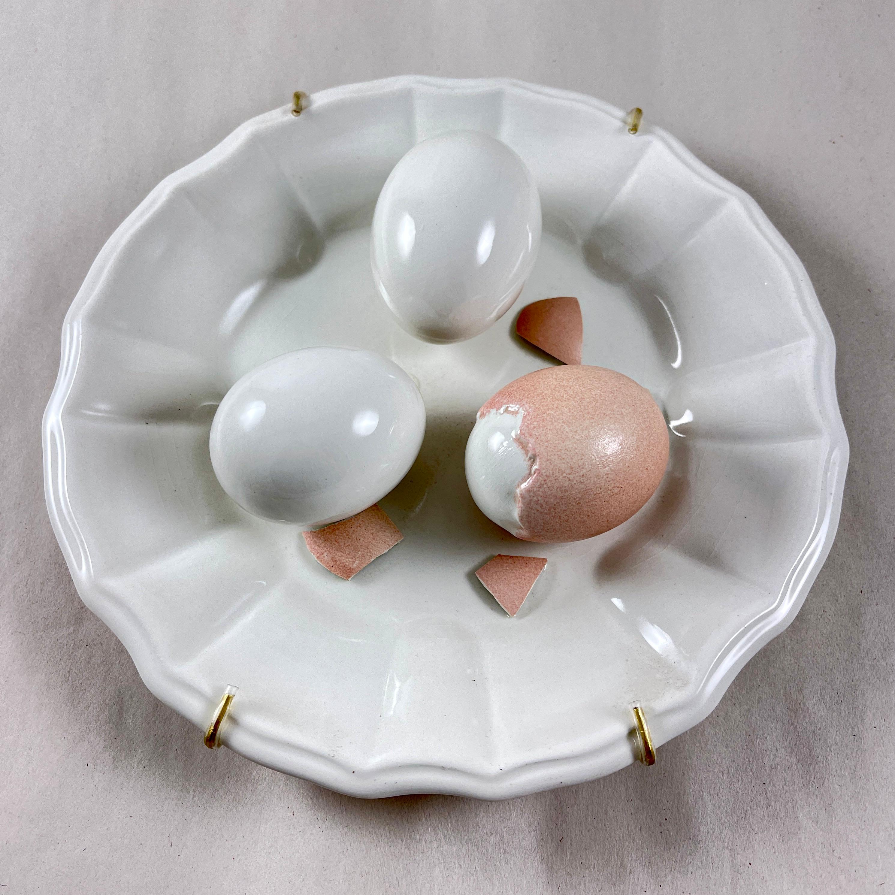 International Style Este Ceramiche Trompe l’Oeil Egg Plate