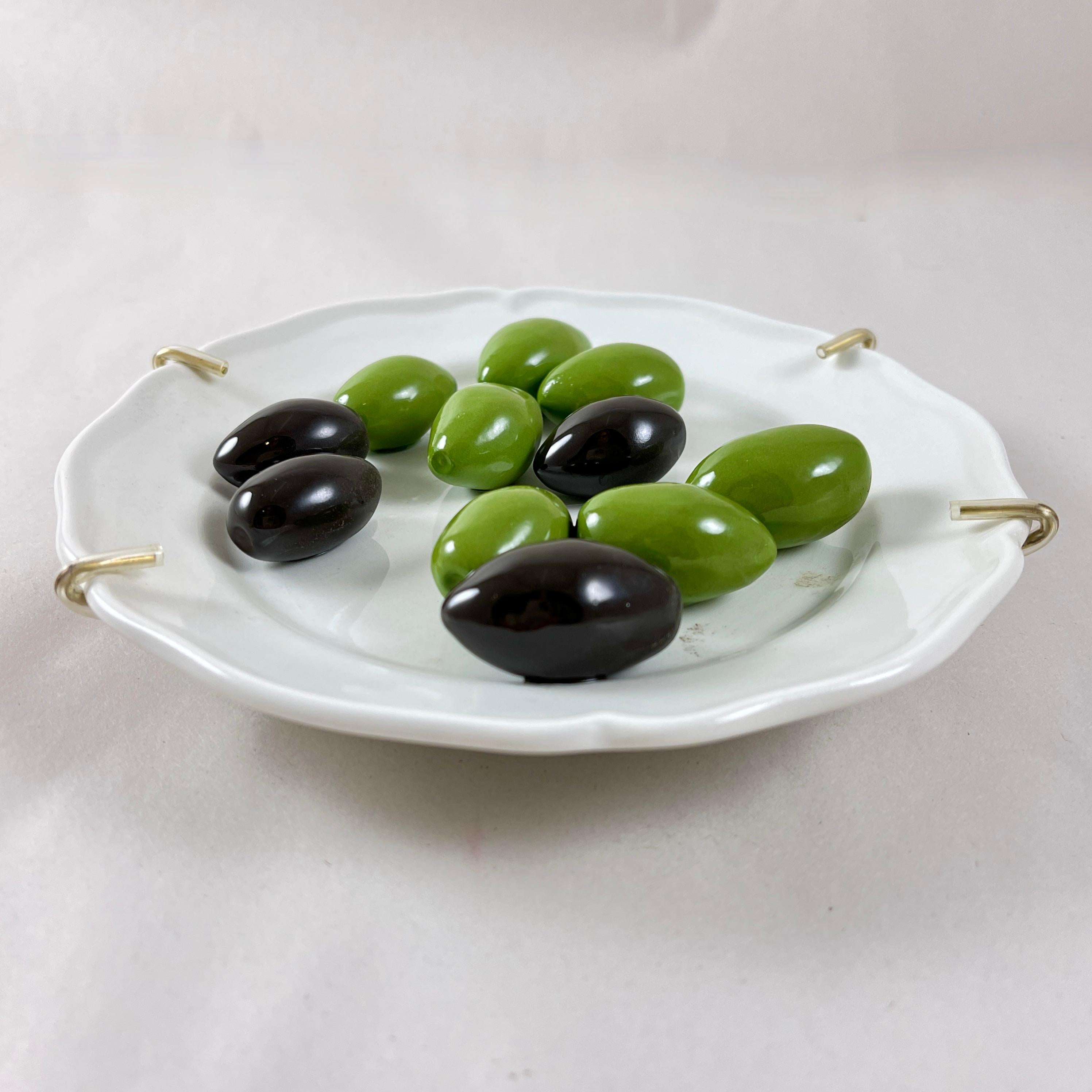 Hand-Crafted Este Ceramiche Trompe l’Oeil Olives Plate