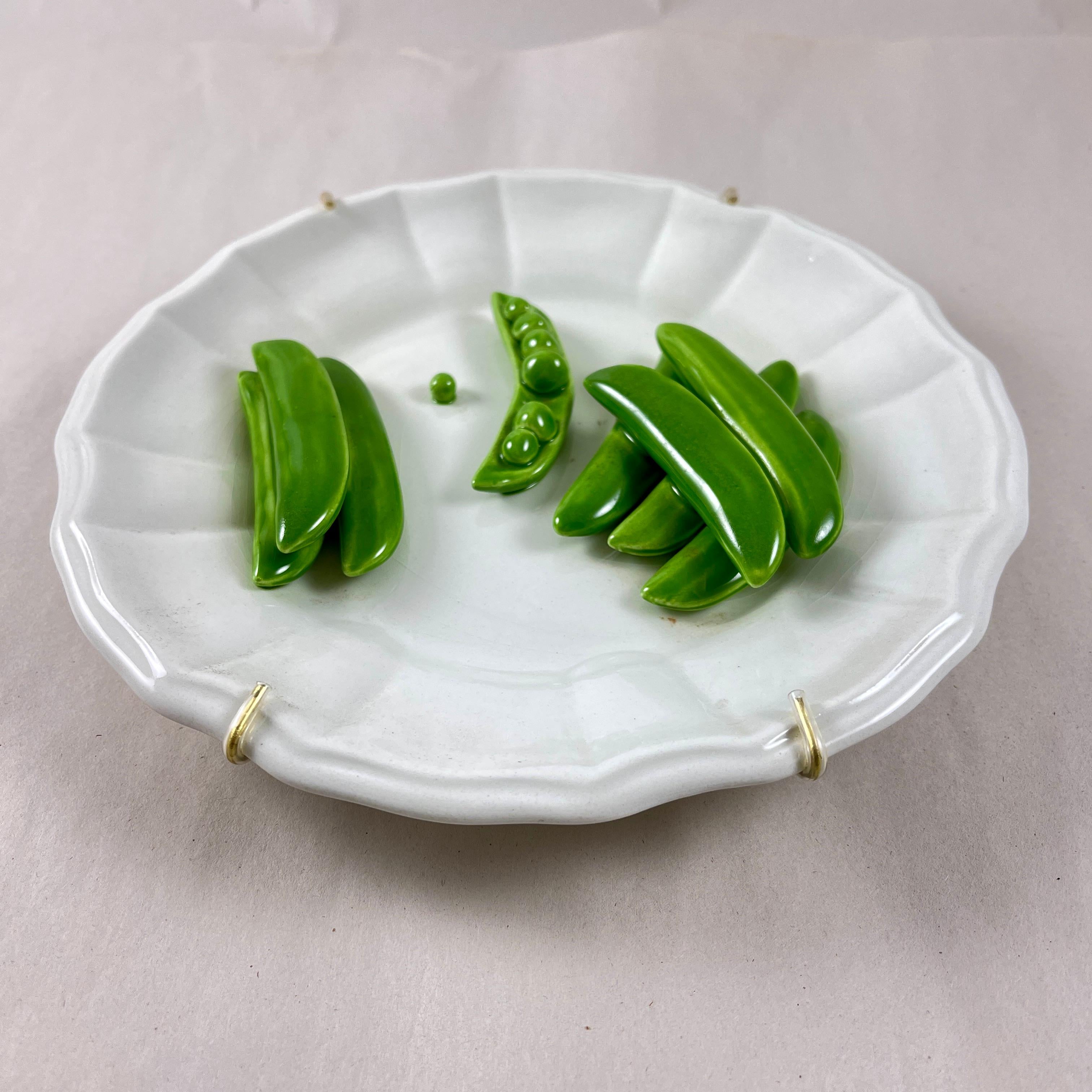 Italian Este Ceramiche Trompe l’Oeil Pea Pod Plate
