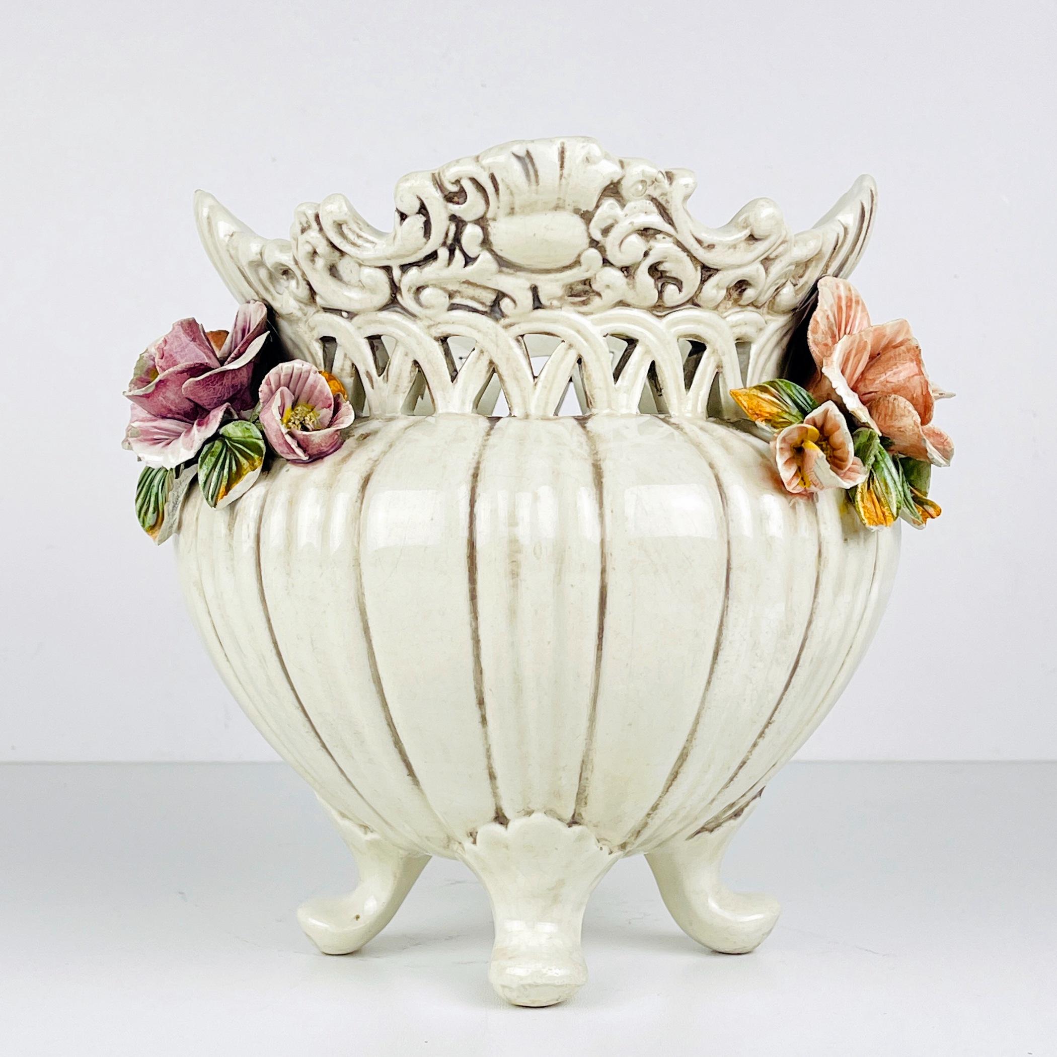 Mid-Century Modern Vase en céramique d'Este avec fleurs Italie années 1950  en vente