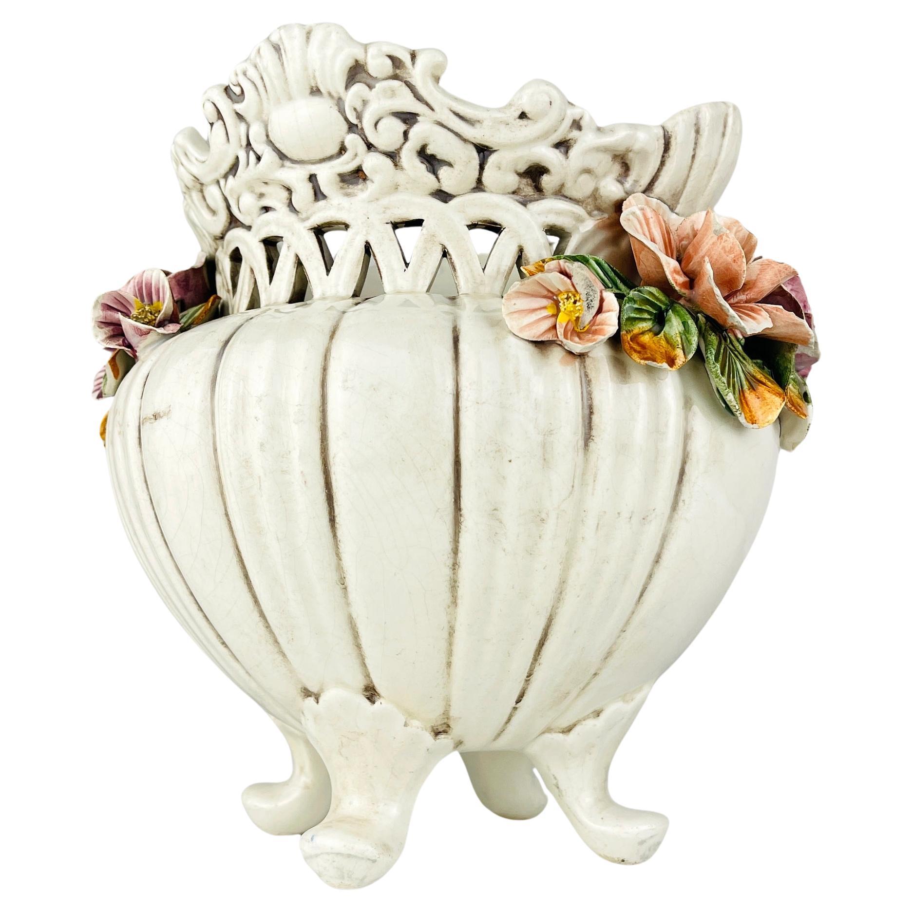 Este ceramics vase with flowers Italy 1950s  For Sale