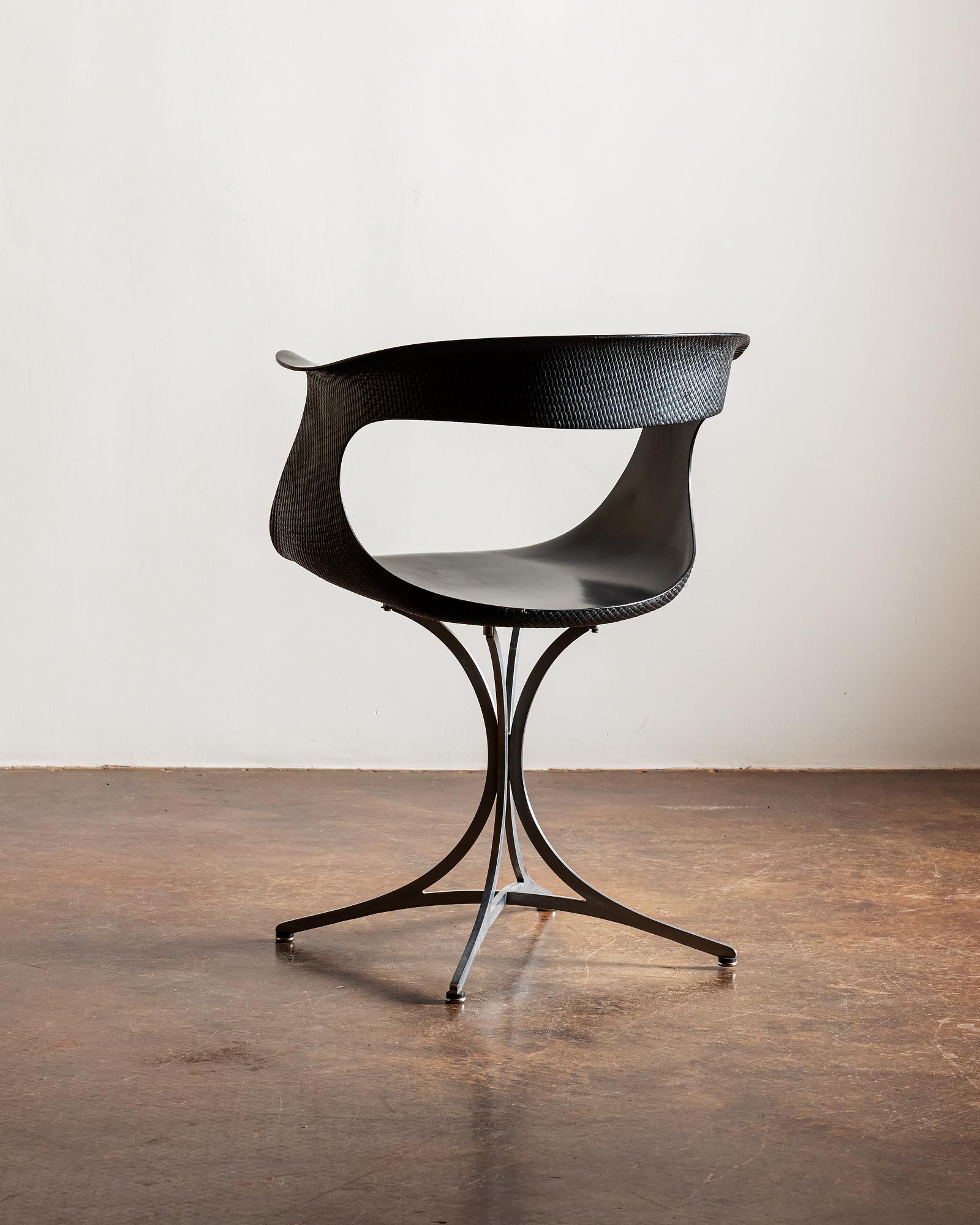 Estelle and Erwine Laverne Lotus Chair in Black, United States, 1960s In Good Condition In Sylacauga, AL