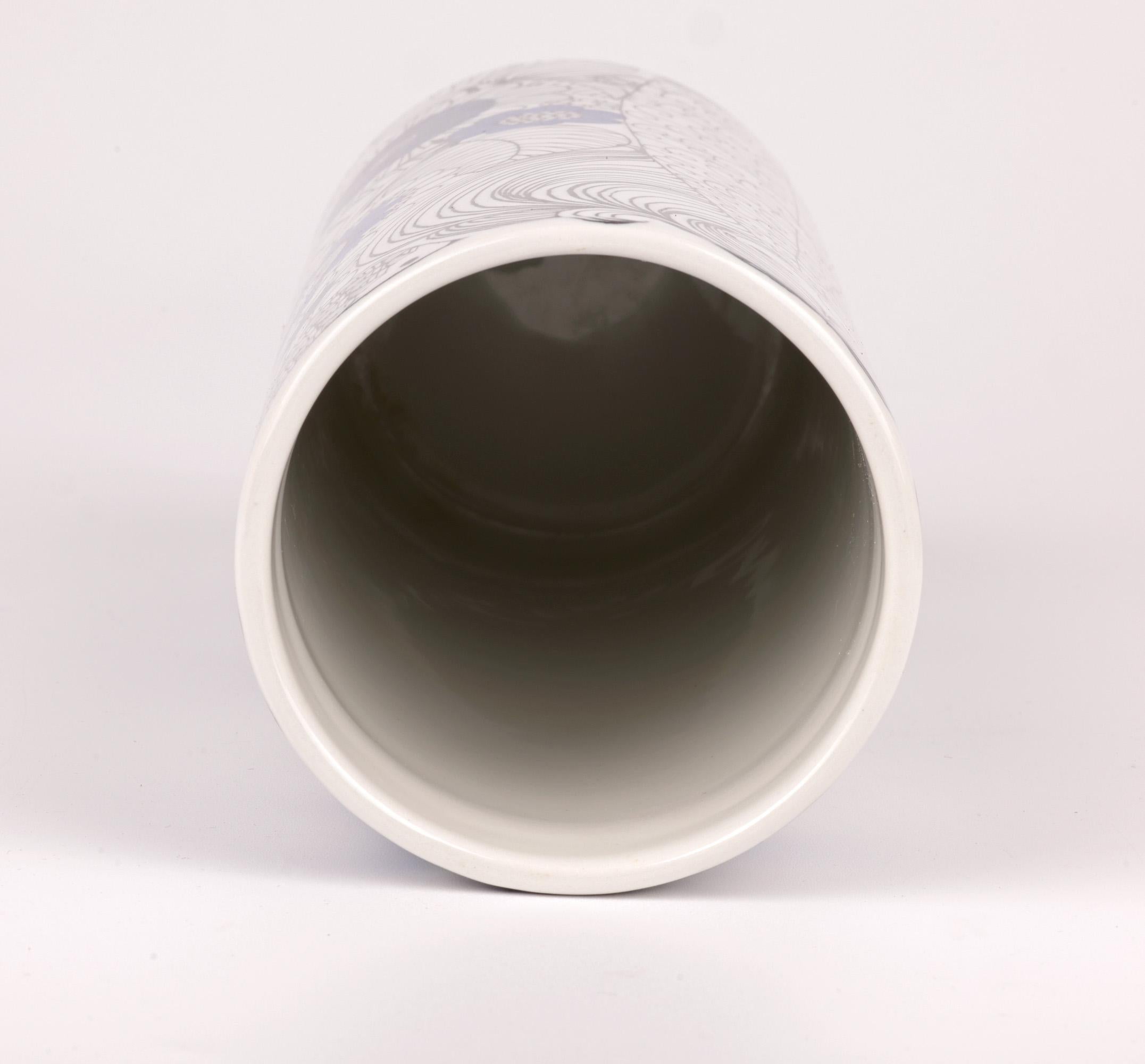 Vaso in porcellana finlandese Esteri Tumula Pastoraali per l'Arabia in vendita 4