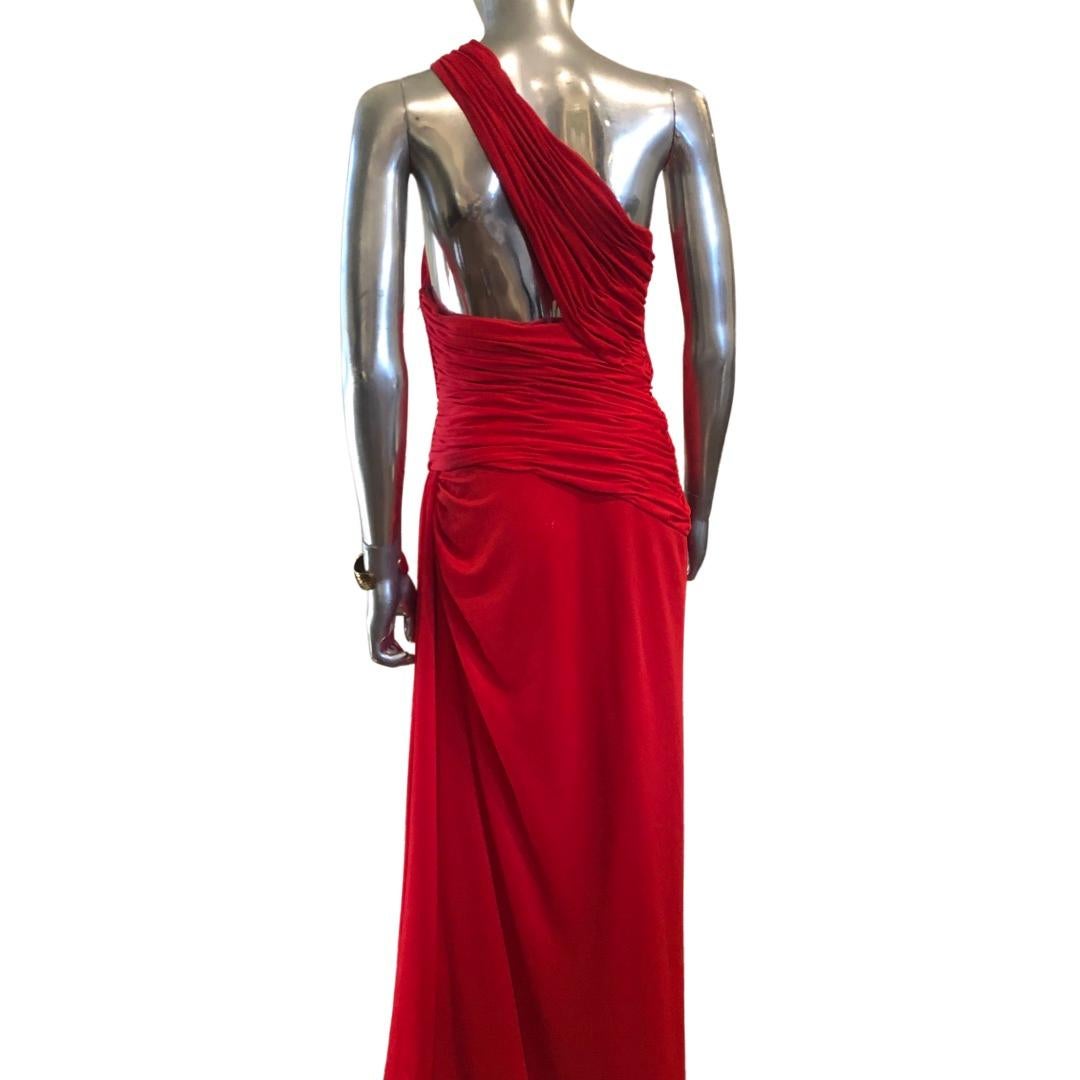 Estevez Hollywood Vintage Vestito monospalla drappeggiato in crepe rosso taglia 8 In condizioni buone in vendita a Palm Springs, CA