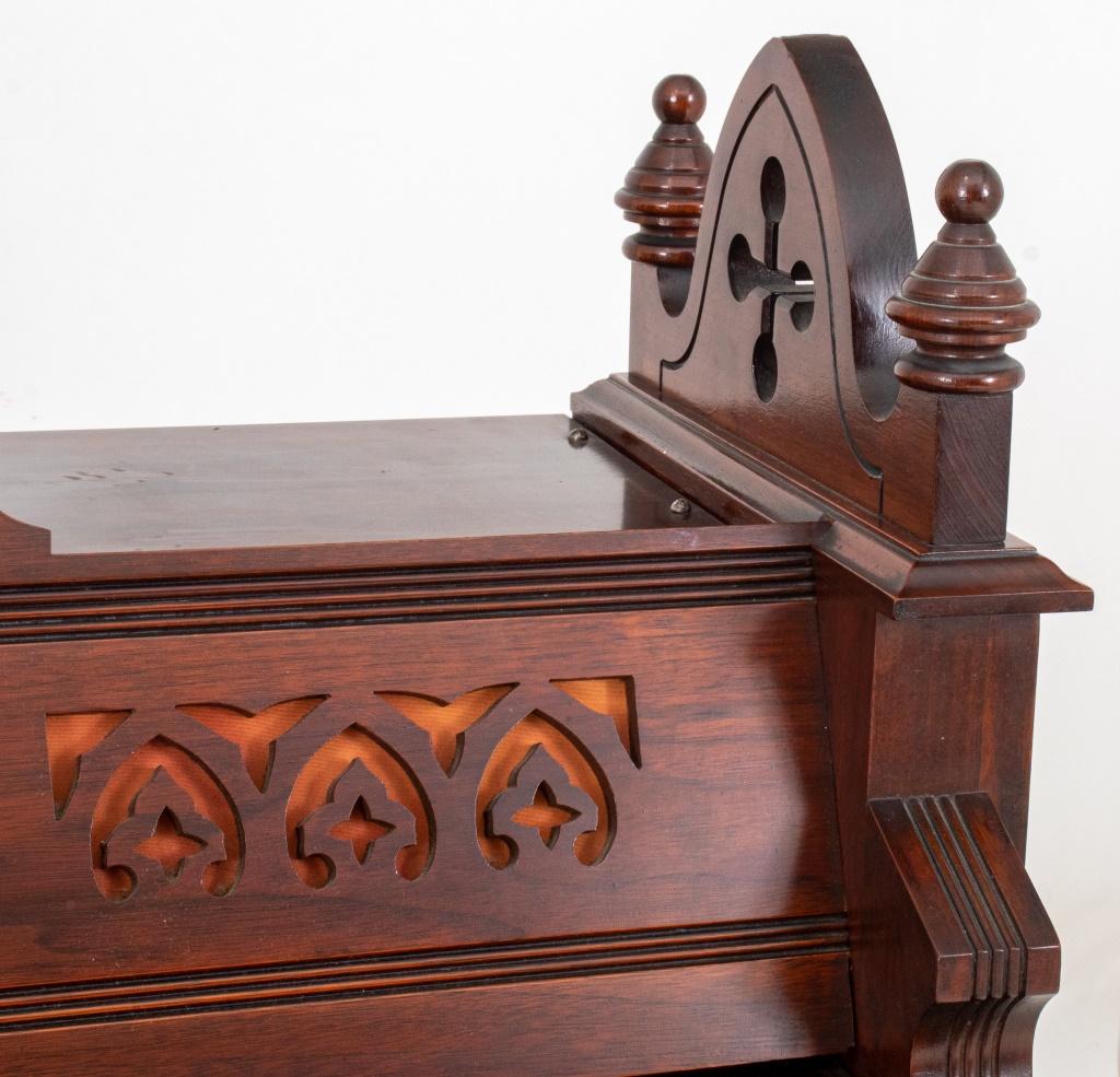 Estey Co. Gothic Revival Cottage Organ, 19th C 2