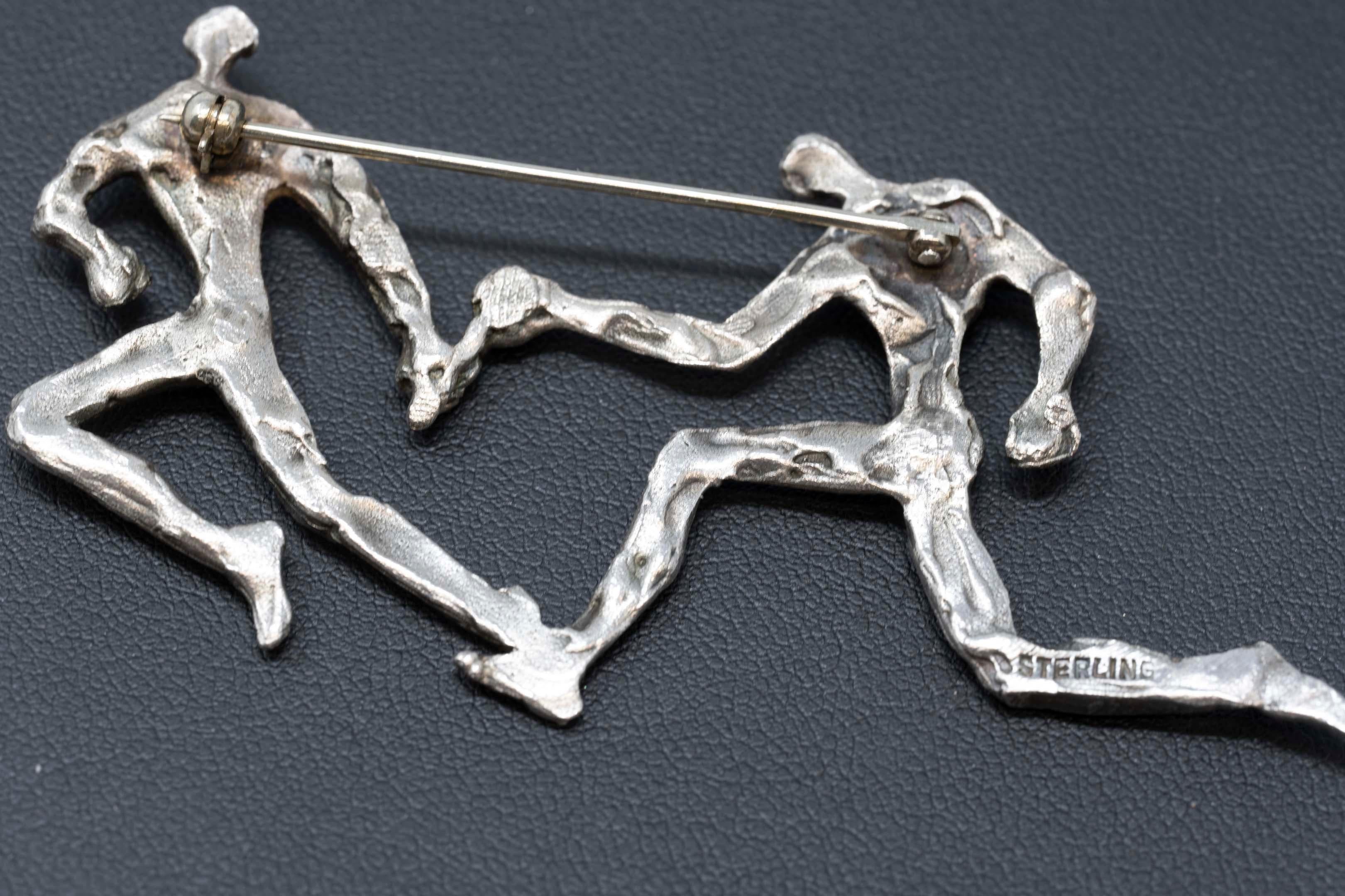 Esther Wertheimer Relay-Brosche aus Sterlingsilber im Zustand „Gut“ im Angebot in Montreal, QC