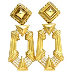 Esti Frederica Boucles d'oreilles « Door Knocker » en or 18 carats et diamants byzantins