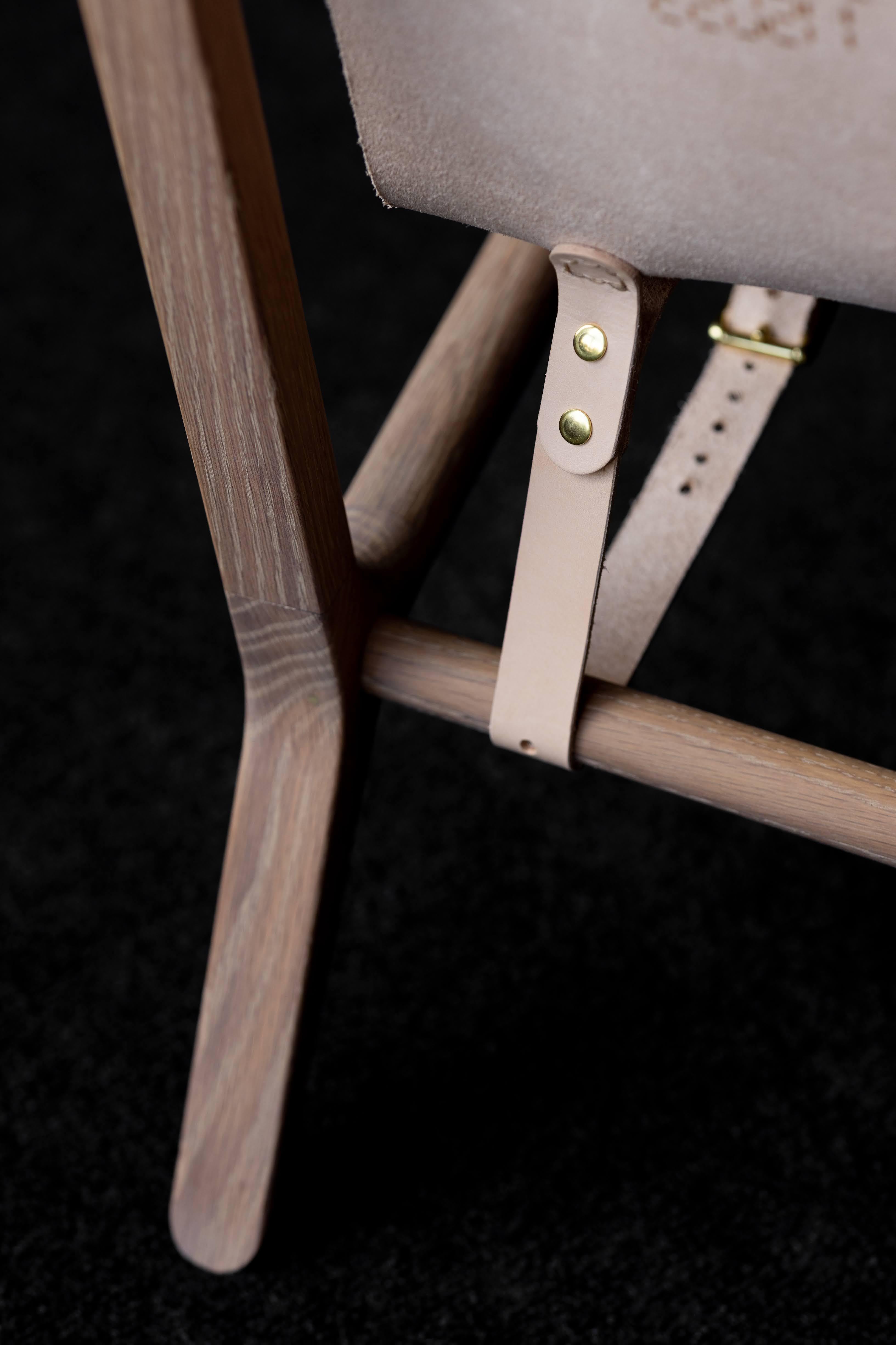 Estrada Lounge Chair in White Oak and Veg Tan Leather For Sale 4