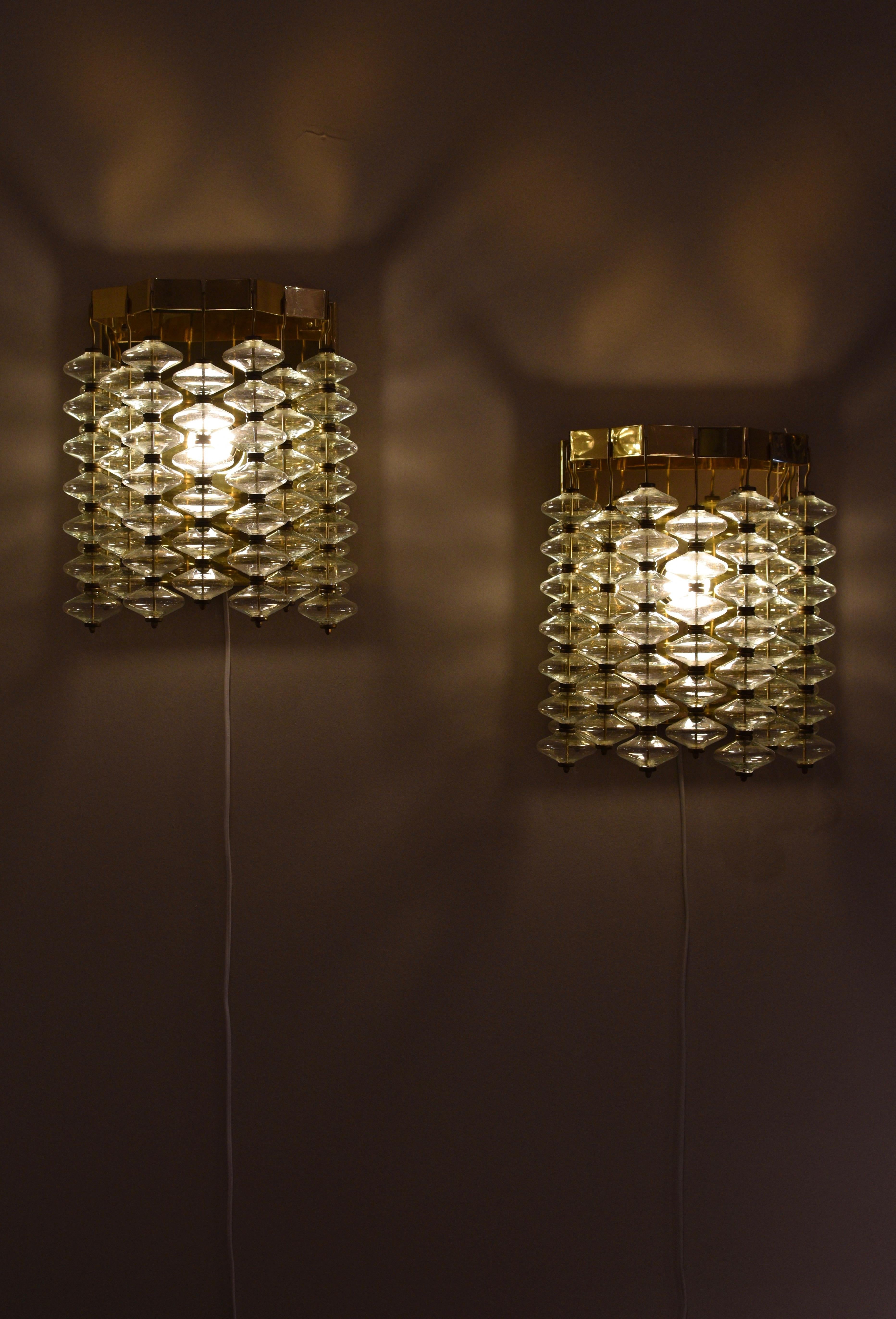 Estrella V-258 Wall Lamp by Hans-Agne Jakobsson for Markaryd, Set of 2 For Sale 1