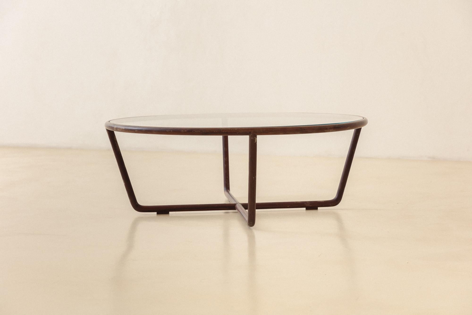 Estrutural Coffee Table by Joaquim Tenreiro, Brazilian Midcentury, circa 1950 In Good Condition For Sale In New York, NY