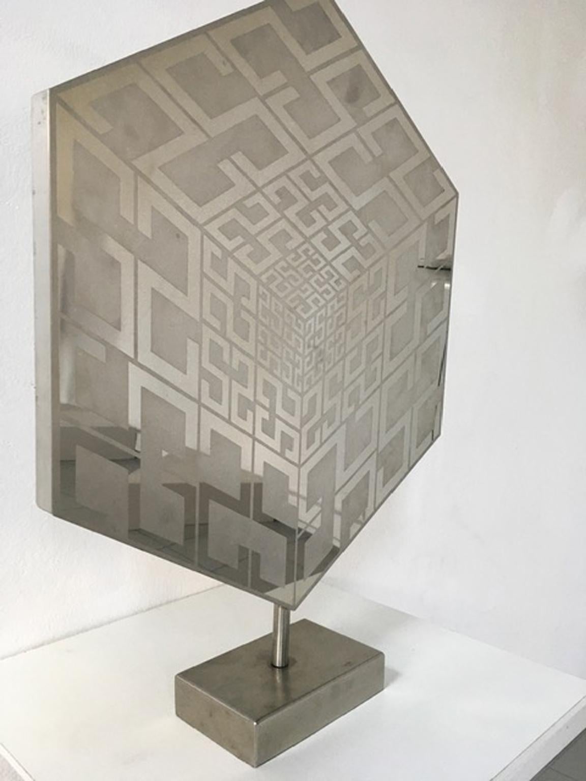 Geometrische abstrakte Stahlskulptur „Die neue Welt“ von Estuardo Maldonado, 1970 im Angebot 6