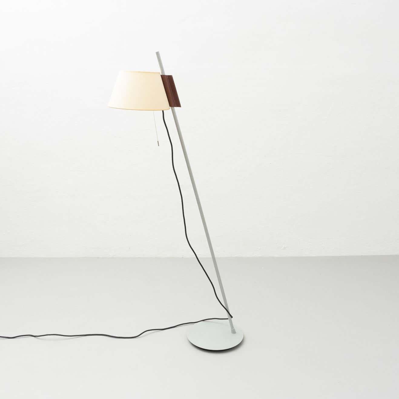 Estudio Blanch Simplisima Floor Lamp by Metalarte, circa 1970 In Good Condition For Sale In Barcelona, Barcelona