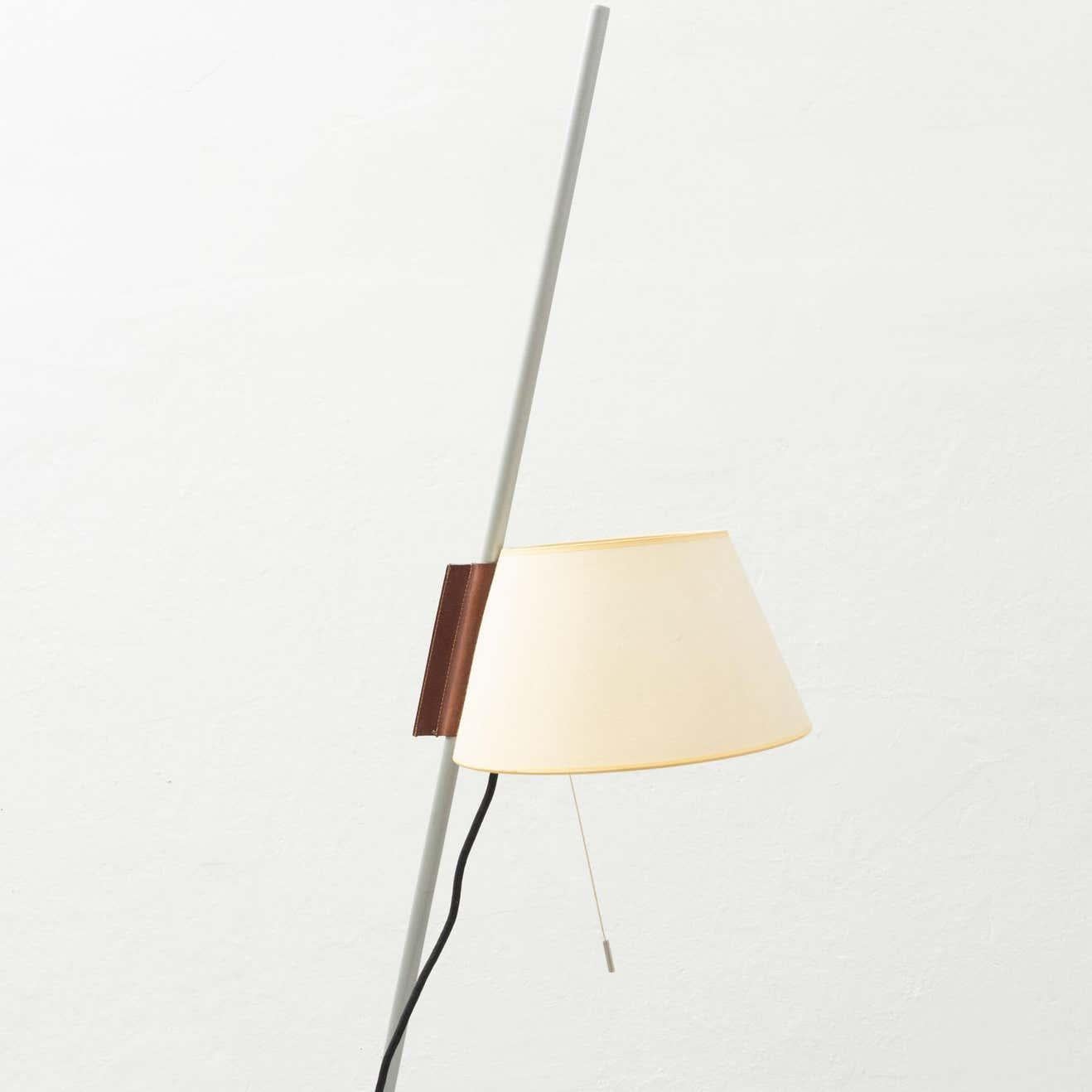 Estudio Blanch Simplisima Floor Lamp by Metalarte, circa 1970 For Sale 3