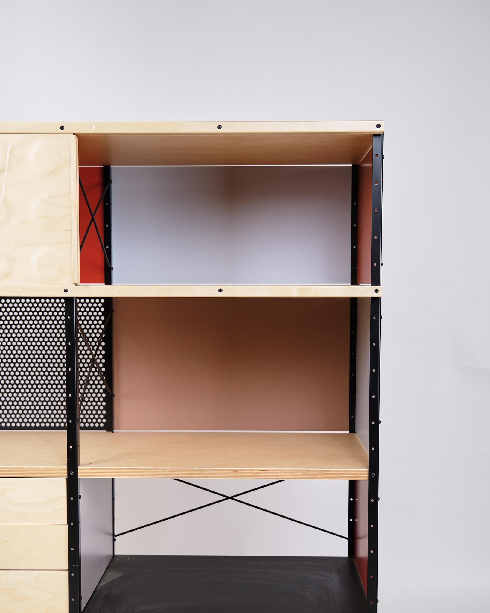 Libreria ESU in acero e betulla di Charles Eames e Ray Eames per Vitra del 1949 in vendita 3