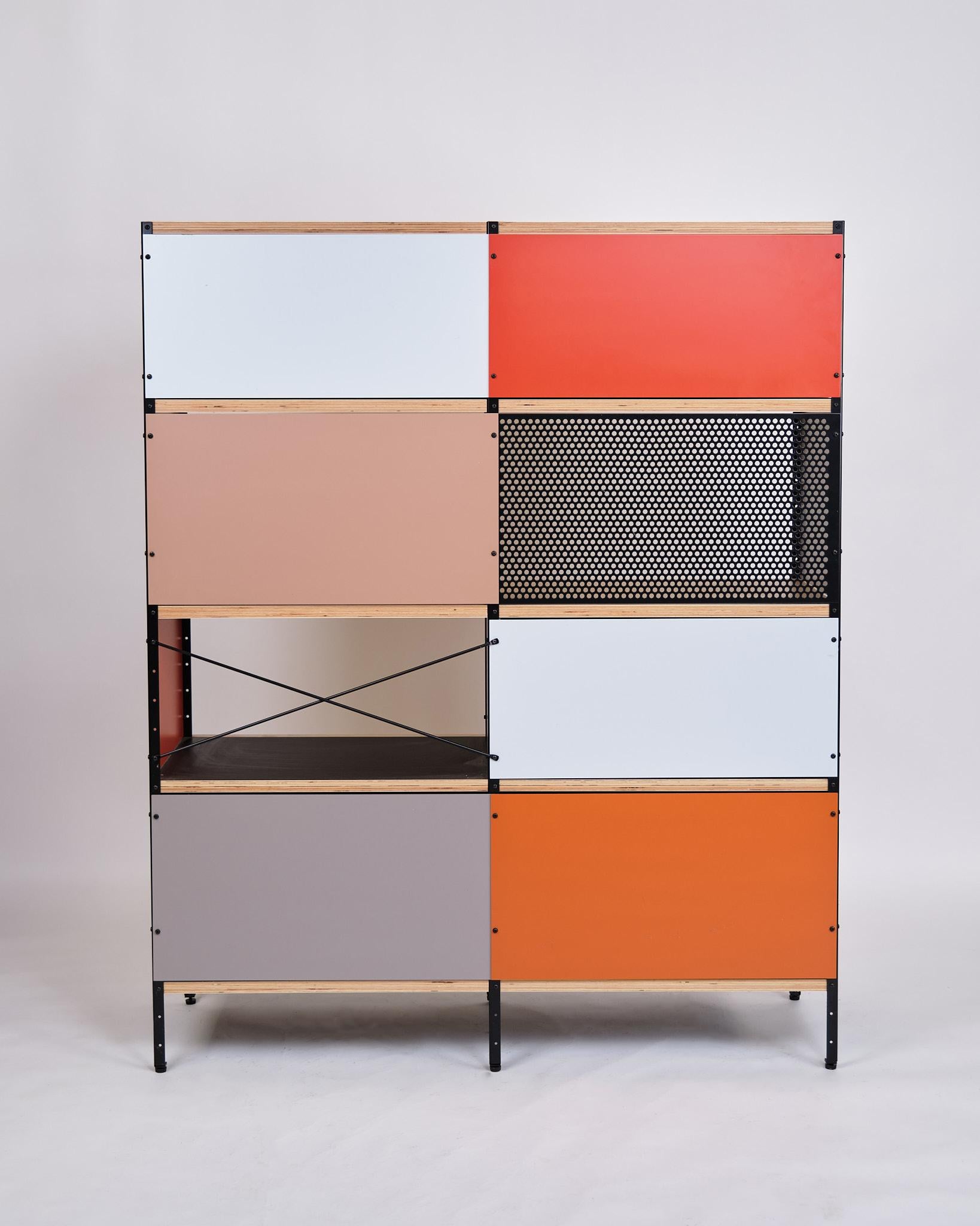 Libreria ESU in acero e betulla di Charles Eames e Ray Eames per Vitra del 1949 in vendita 6