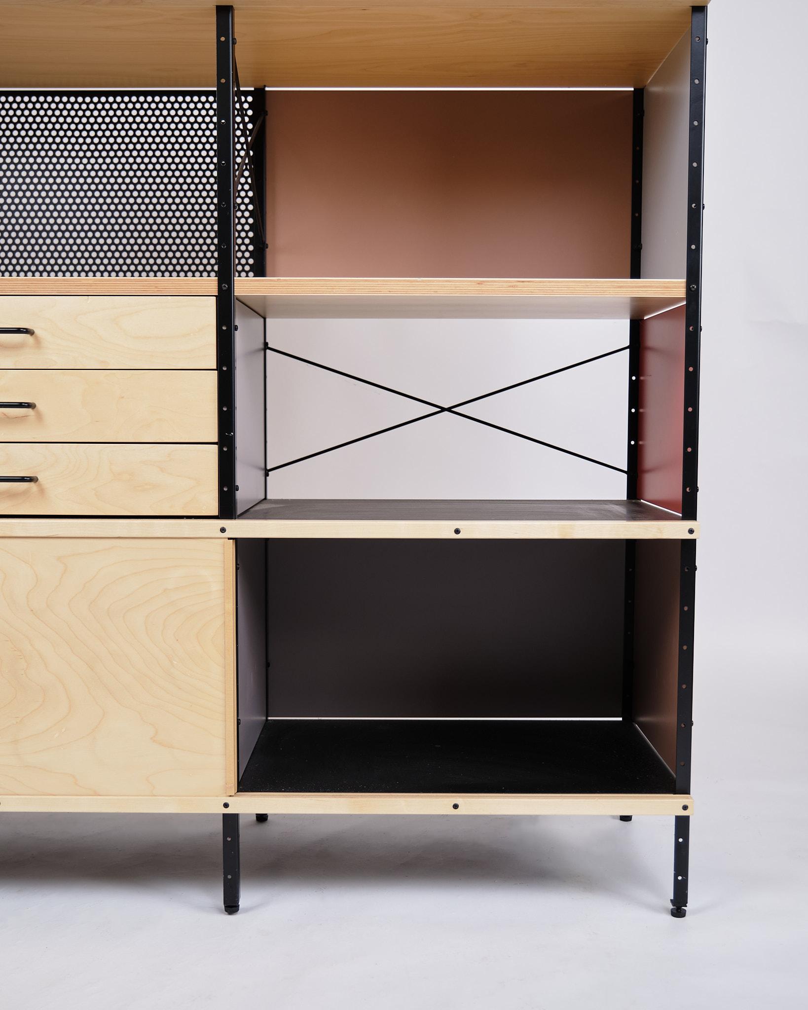 Libreria ESU in acero e betulla di Charles Eames e Ray Eames per Vitra del 1949 In condizioni buone in vendita a Lejre, DK