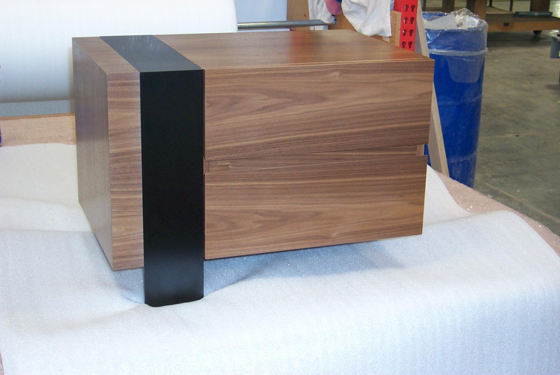 American ET-22 End or Bedside Table with Two Drawers by Antoine Proulx For Sale