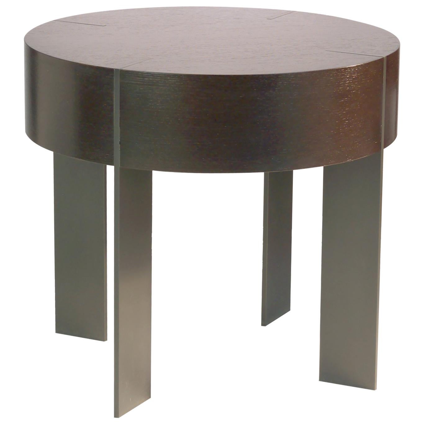 ET-93 Round End Table with Metal Legs by Antoine Proulx For Sale