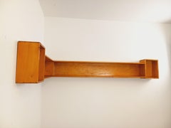 Etagère d’angle murale vintage en bois des années 60 70