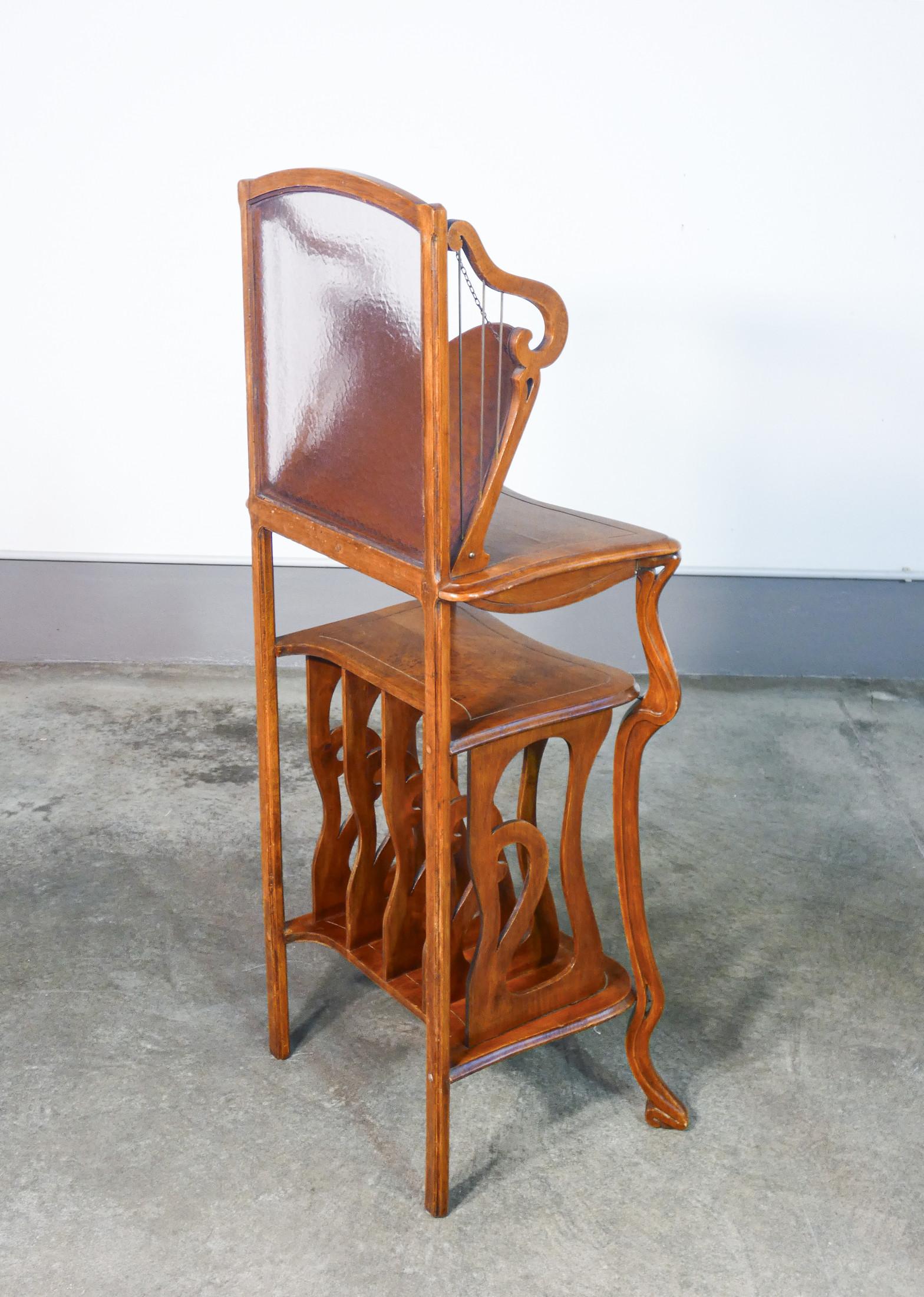 Étagère librero, revistero o portacorrespondencia, Art Nouveau original. c. 1910 5