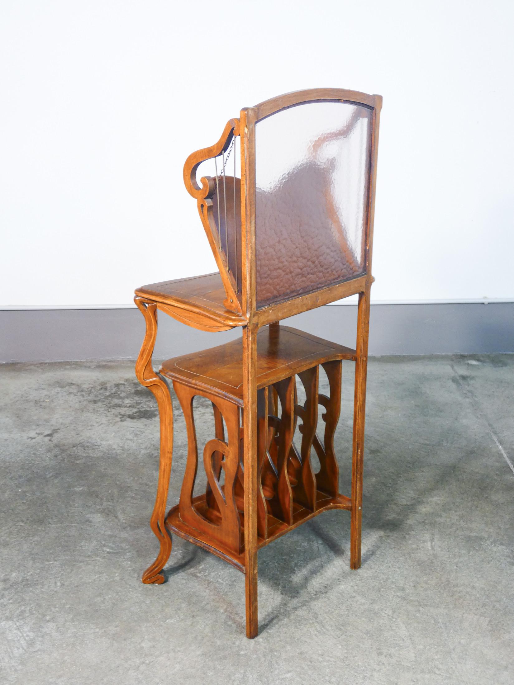 Étagère librero, revistero o portacorrespondencia, Art Nouveau original. c. 1910 3