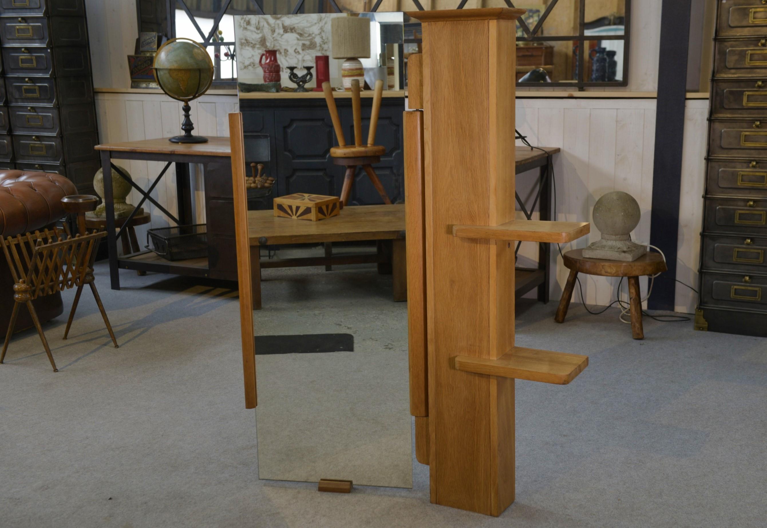 Etagere mit Wandverkleidung von Guillerme et Chambron Votre Maison im Angebot 1