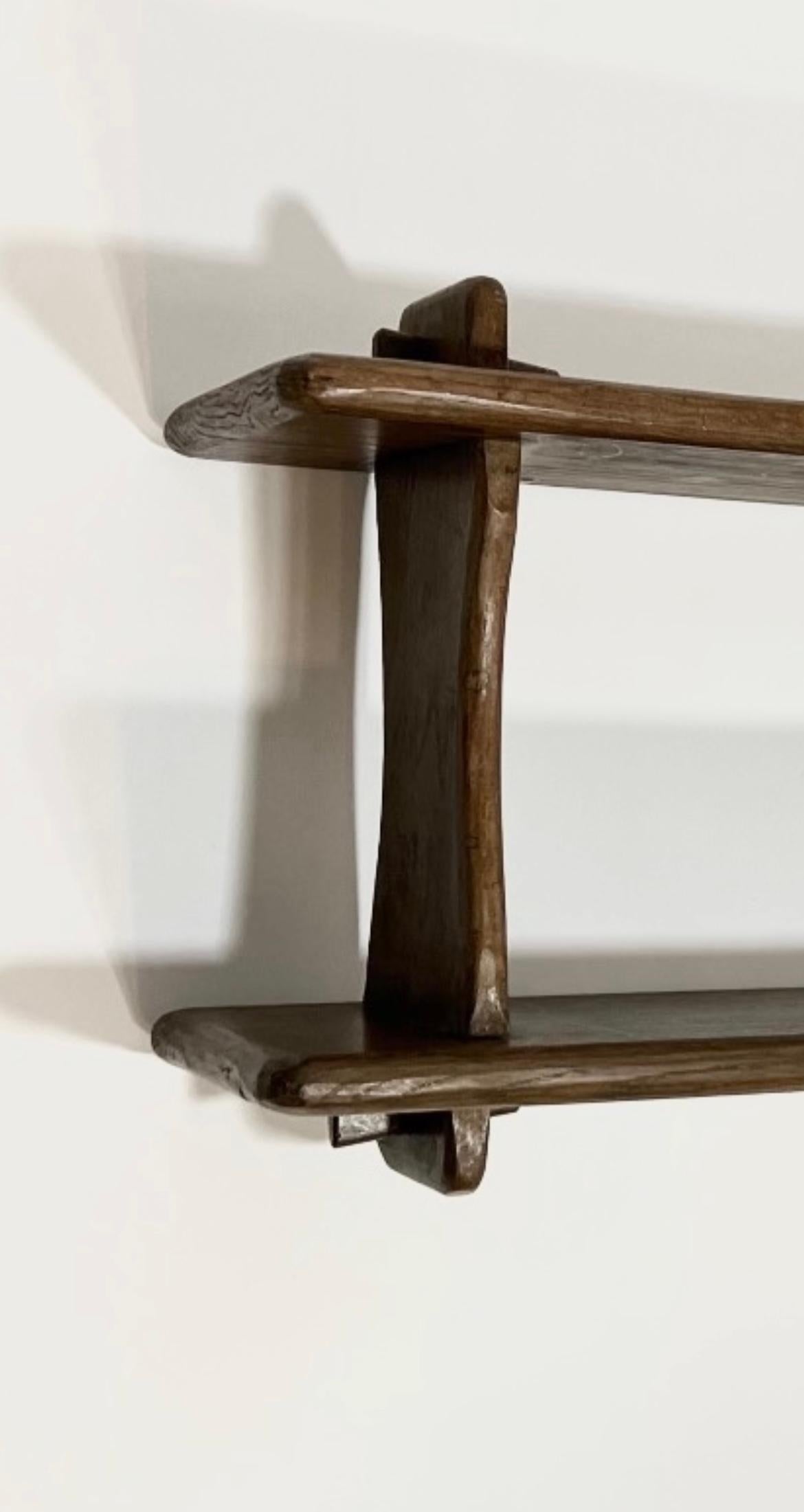 Brutale Etagere in einem massiven Gebirge, 1950 im Zustand „Gut“ im Angebot in Meyrin, Switzerland