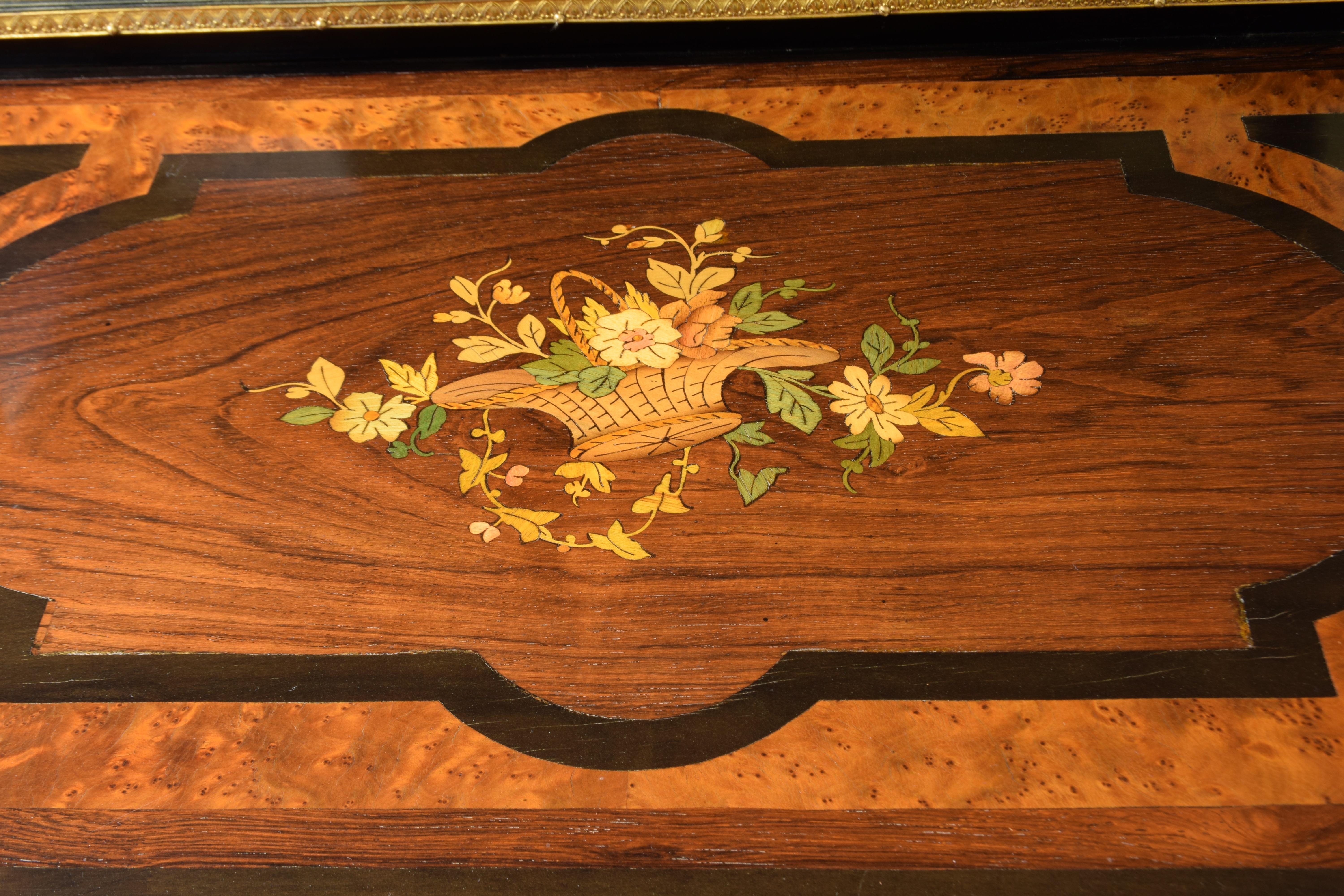 19th Century Etagère Shelves Napoleone III Walnut Maple Black In Good Condition For Sale In Prato, IT