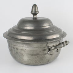 Etains de Paris Medieval Pewter Tureen Soupiere Centerpiece, France circa 1970