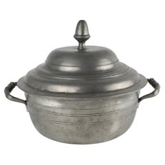 Etains de Paris Medieval Pewter Tureen Soupiere Centerpiece, France circa 1970