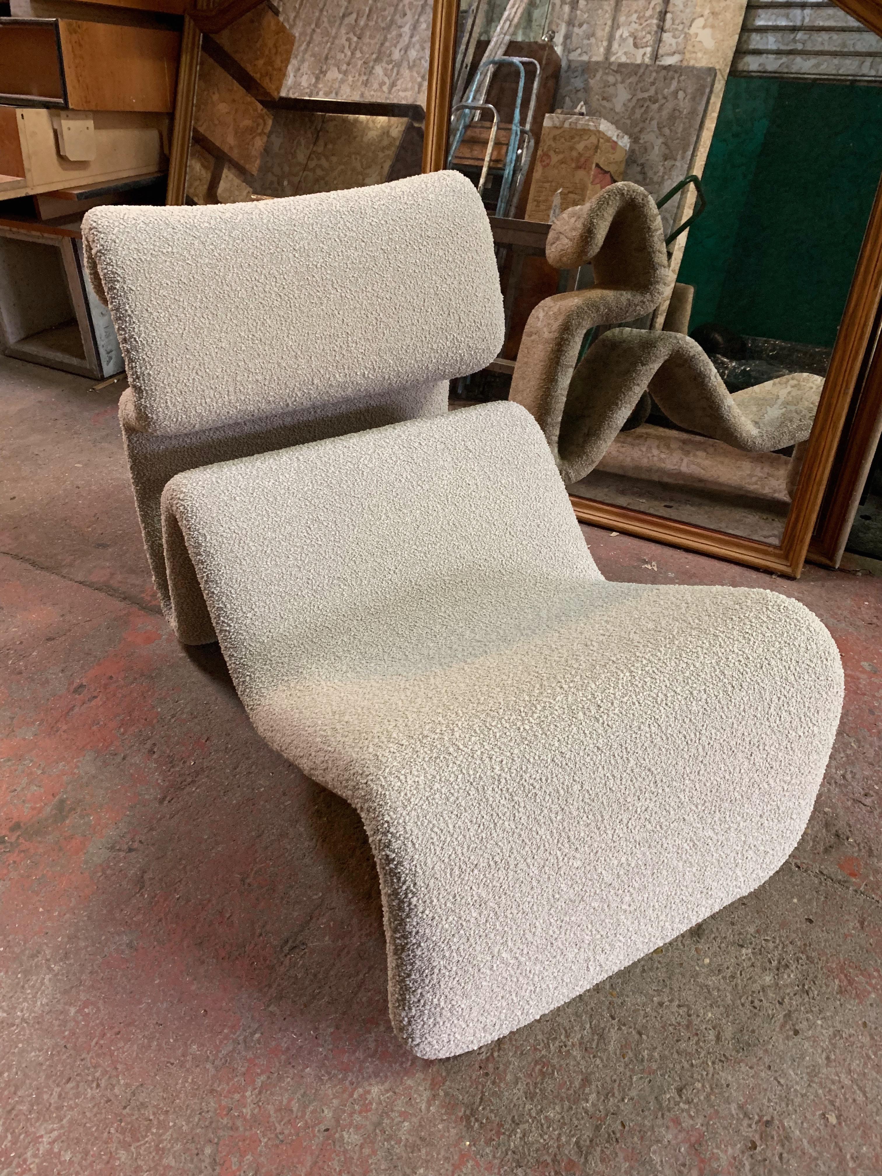 Etcetera model of lounge chairs or armchairs by the Swedish designer Jan Ekselius. Original 1970s edition fully upholstered with a very nice fabric from Bisson Bruneel. Famous design like Paulin, Etienne Henri Martin, Knoll, Scarpa, Cassina, Olivier