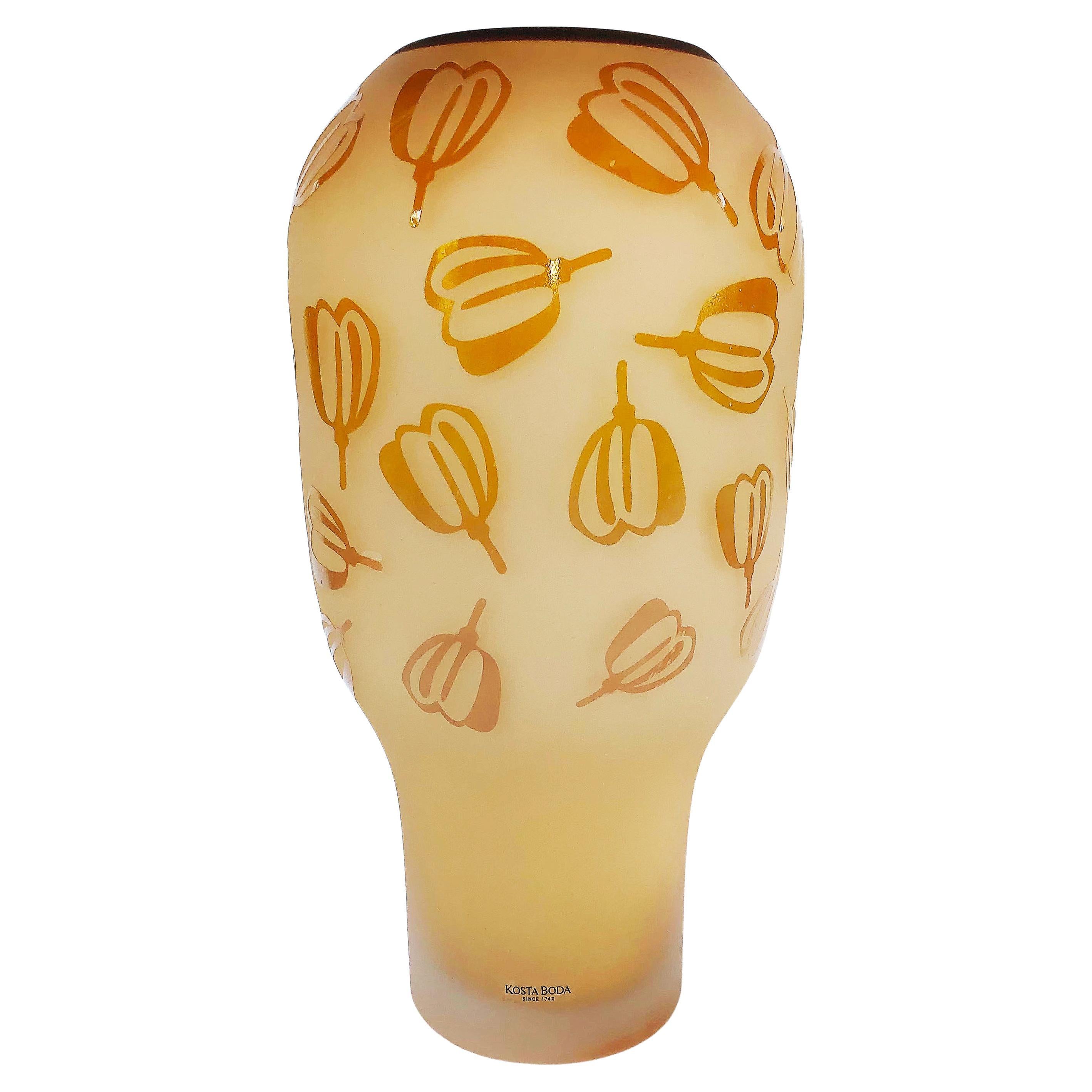 Vase aus geätztem Kunstglas von Olle Brozen für Kosta Boda