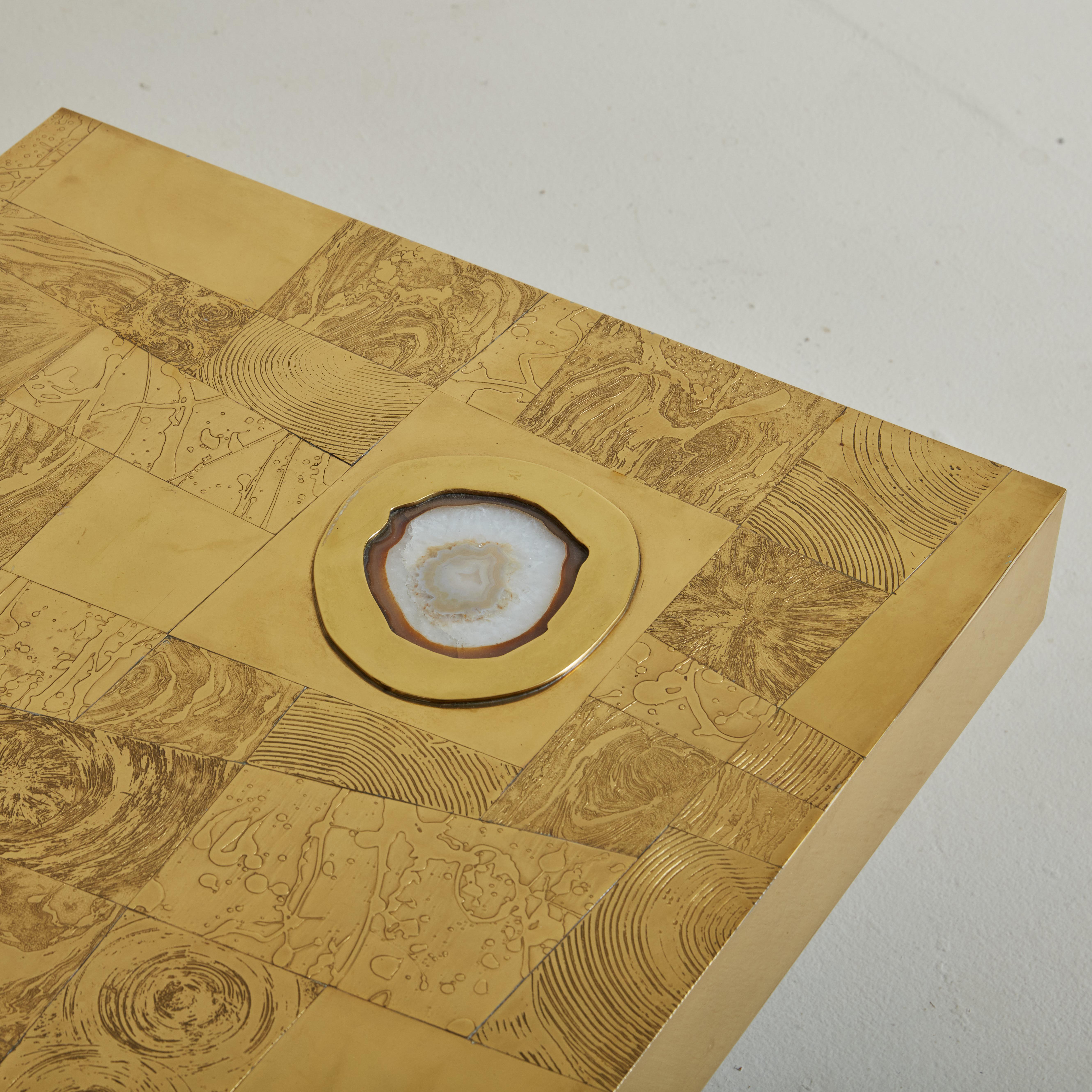 Geätztes Messing + eingelegter Achat 'Horizon' Couchtisch von Felix de Boussy, Belgien im Angebot 9