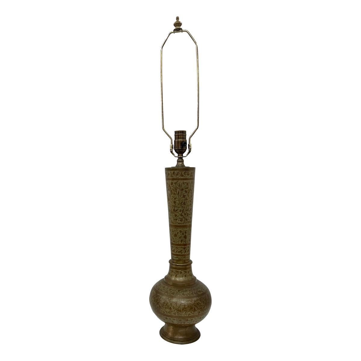 Etched Bronze Table Lamp In Good Condition For Sale In New York, NY
