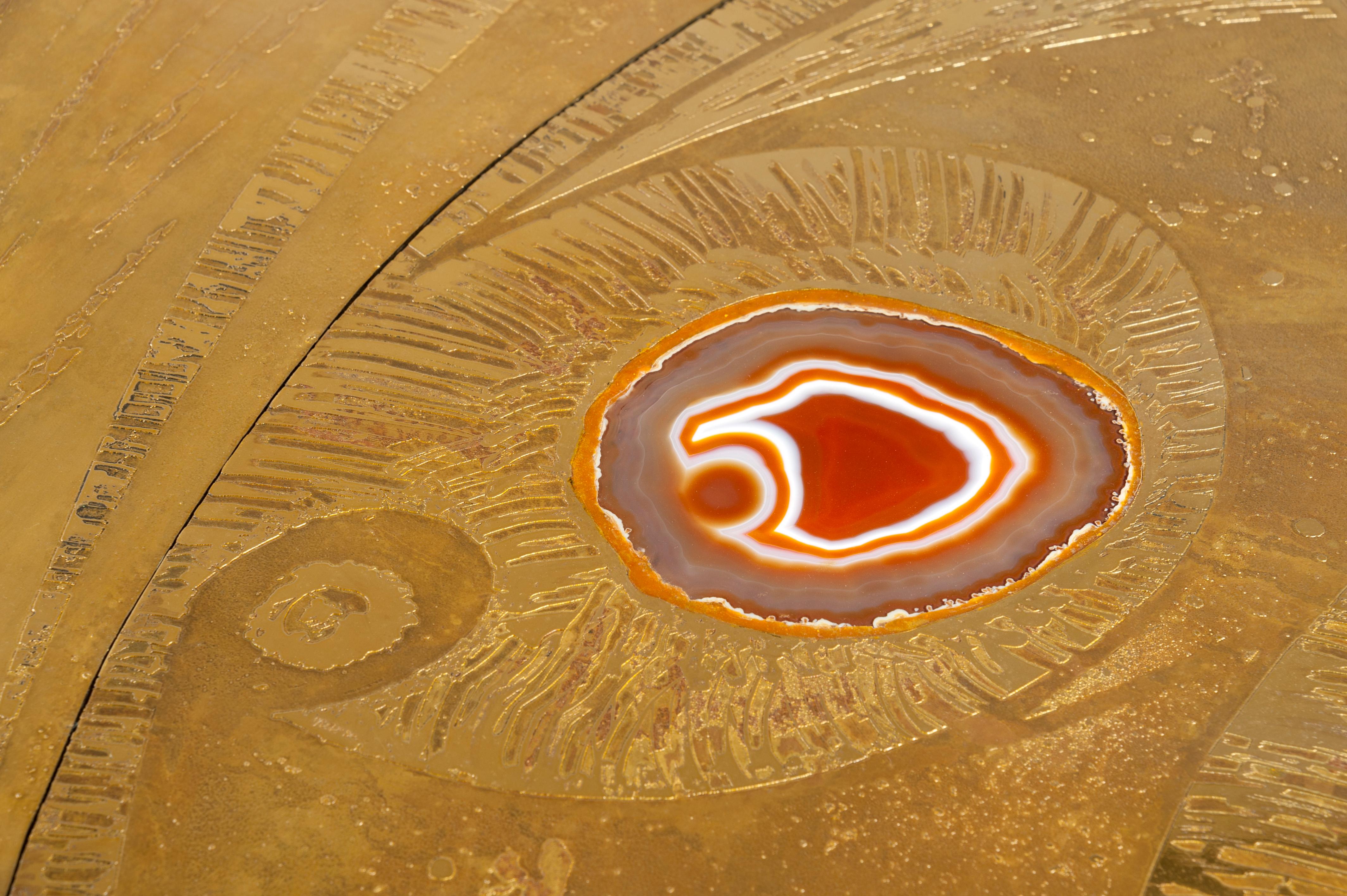 Late 20th Century Etched Circular Brass Coffee Table Inlay 2 Agates by VDL, circa 1980