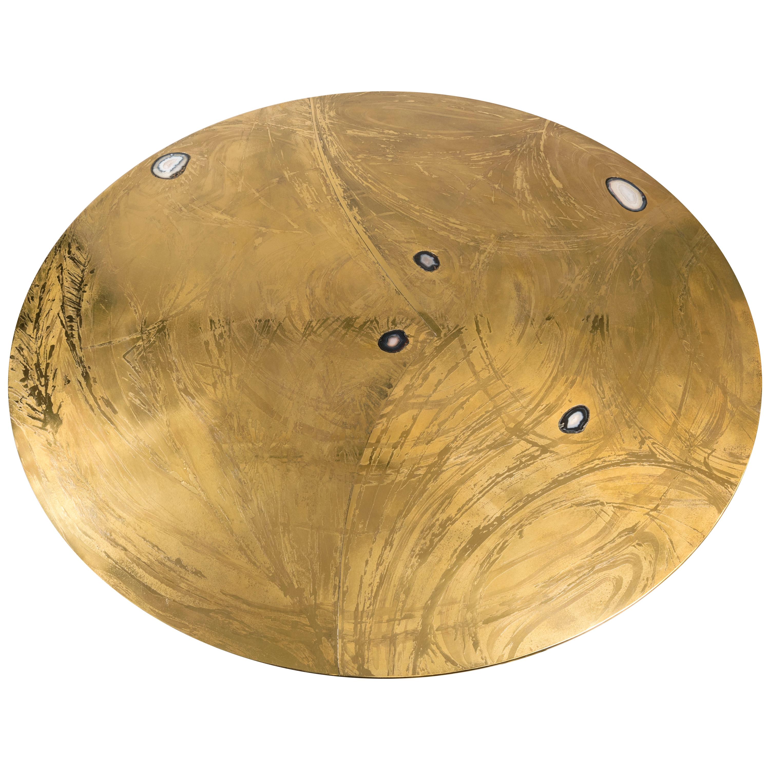 Table de salle à manger circulaire en laiton gravé incrusté de 5 agates par VDL, vers 1980 en vente