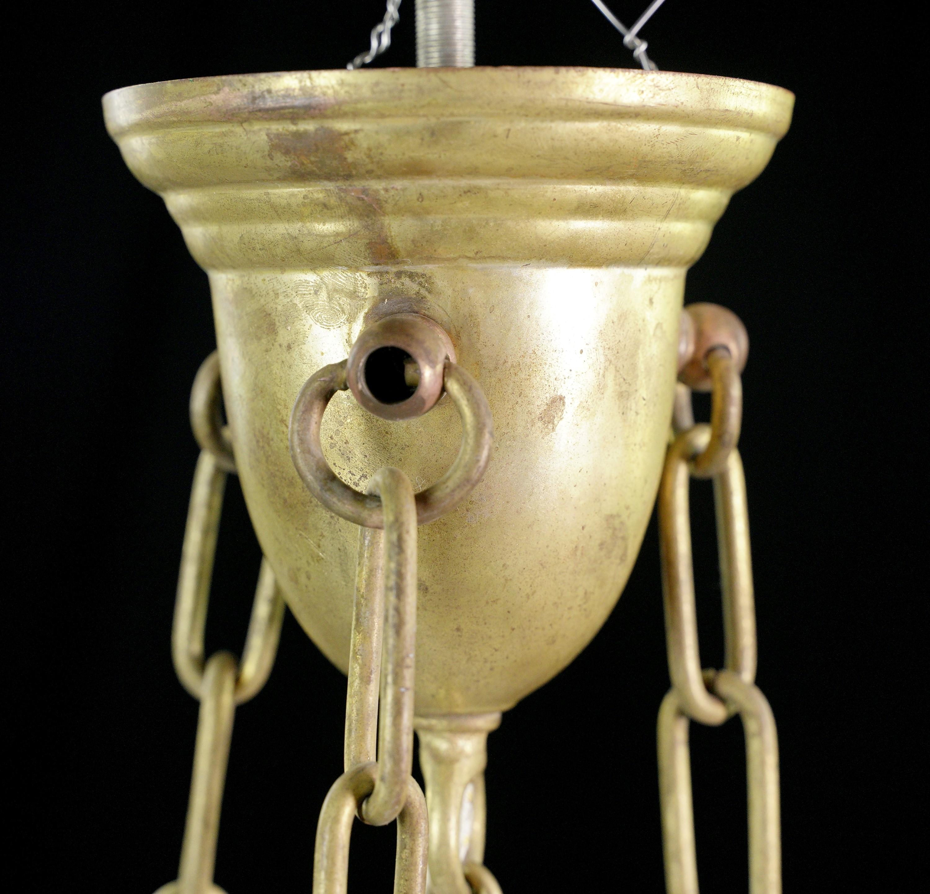 Lampe pendante en laiton brossé avec bol en verre dépoli gravé en vente 1