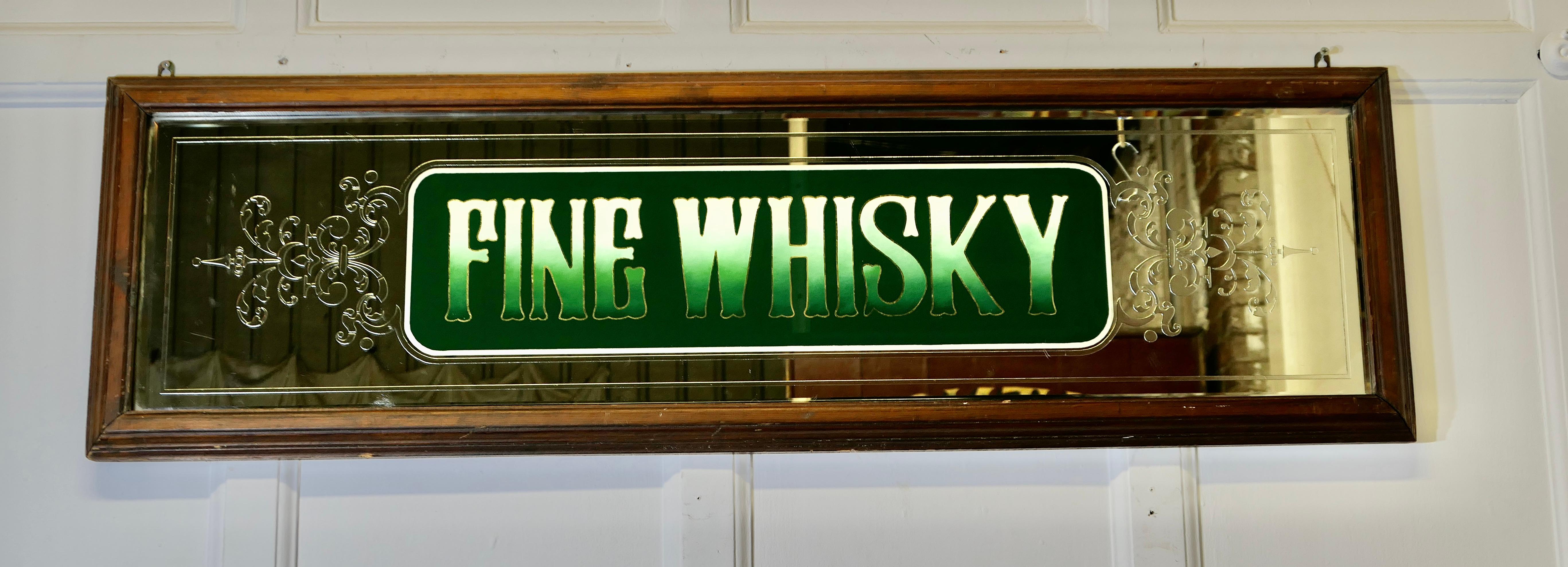 Miroir de pub gravé Enseigne publicitaire pour whisky fin

Il s'agit d'une belle pièce des années 1930, l'enseigne est gravée de part et d'autre de la feuille d'or et du verre miroir vert nuancé, le miroir est placé dans un cadre en pin foncé