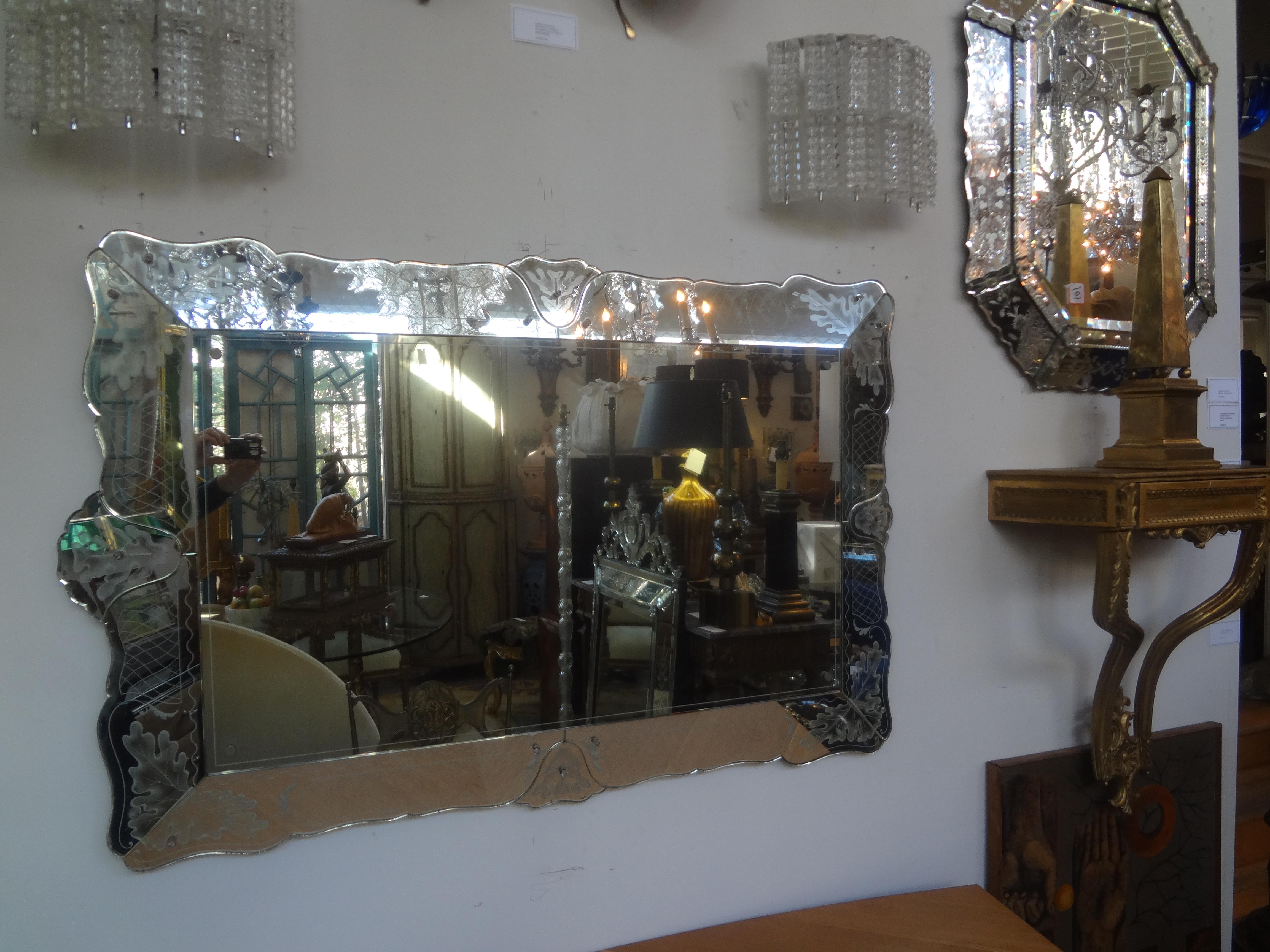 Geätzter venezianischer Spiegel mit Wellenschliff von Pietro Chiesa im Angebot 3