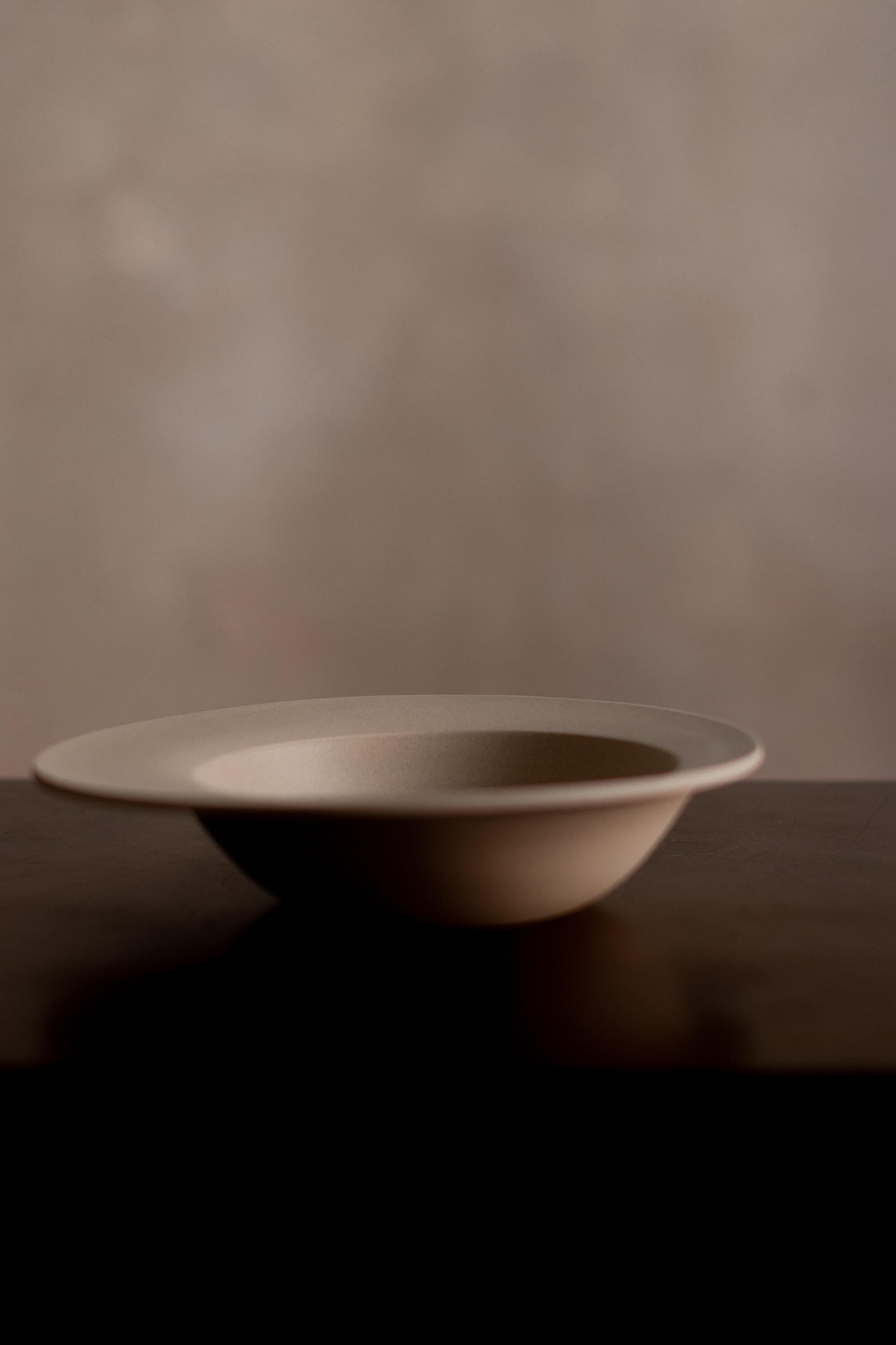 EUCLID SERVE-WARE  COLLECTION   is a collectible piece from our serveware series, embodying the same devotion to craftsmanship, material honesty, and intentional design that defines the ÉTER ethos. Formed entirely by hand from the purest Peruvian