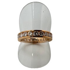 Alianzas de boda con diamantes