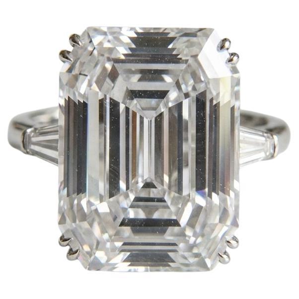 GIA Certified 8.03 Carat Emerald Cut VVS2 Diamond Three Stone Ring in Platinum For Sale