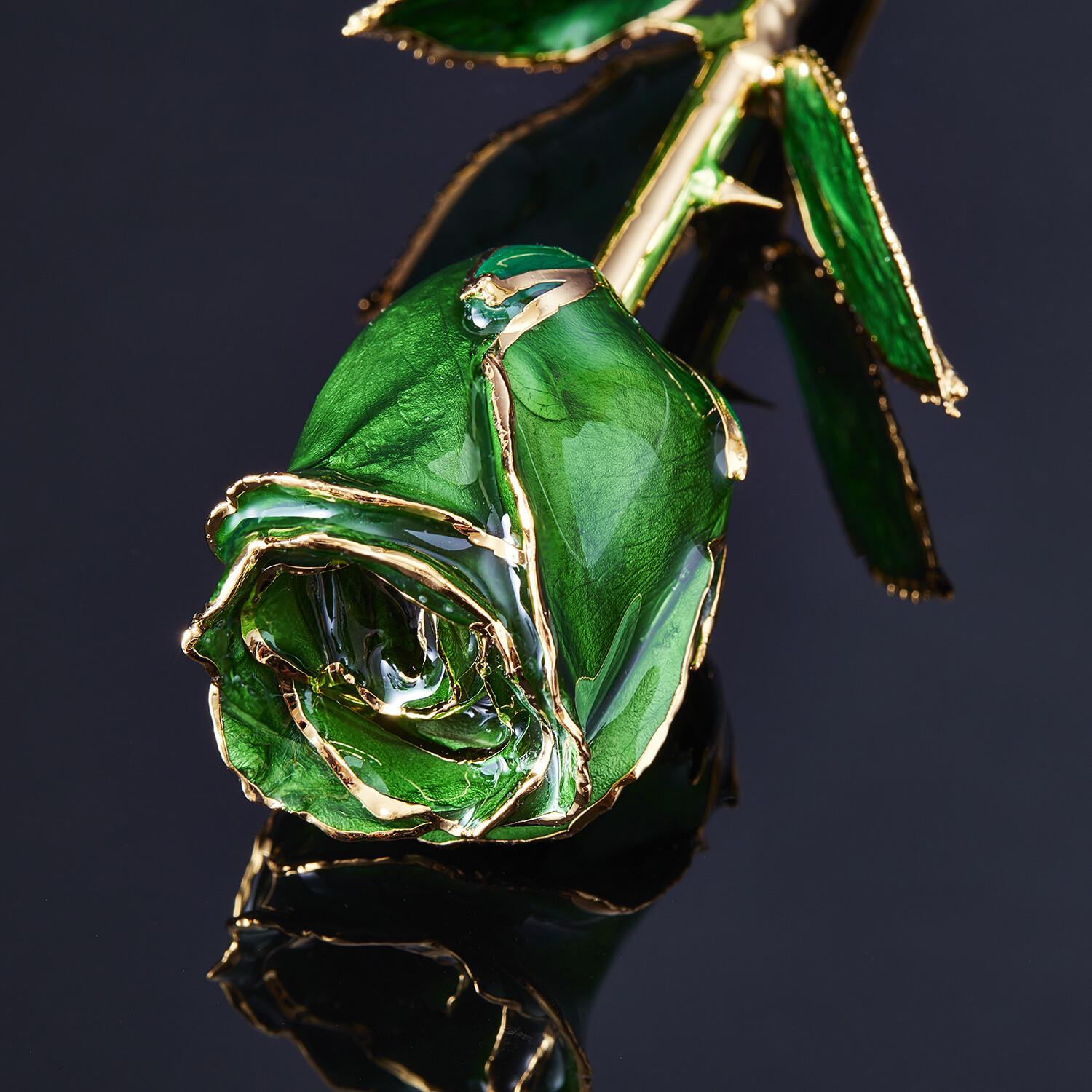 Eternal Rose Eternal Jade, Emerald, Real Rose in 24k Gold w/ LED Display In New Condition For Sale In Belmont, MA