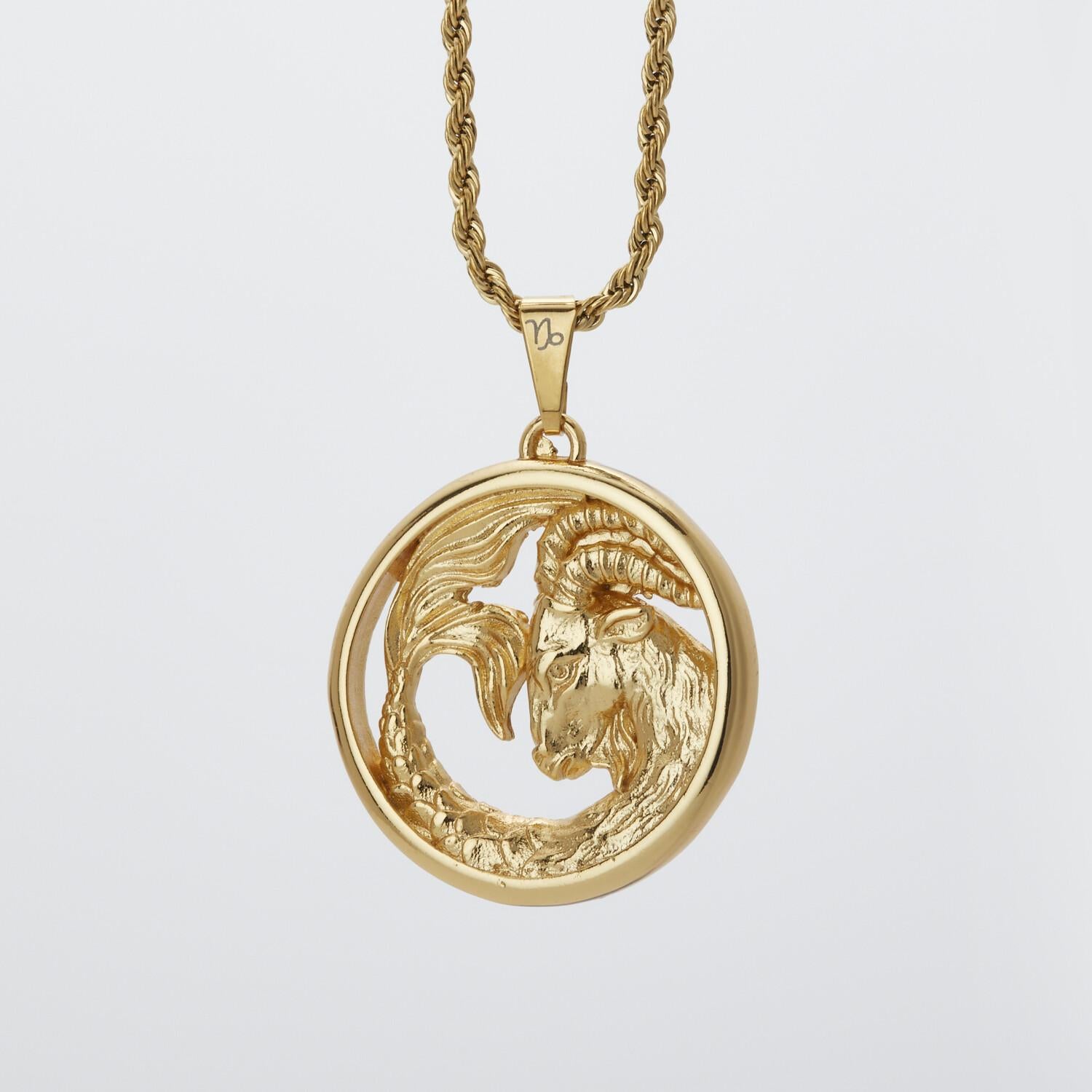 Collier pendentif Capricorn éternel en or 24 carats Neuf - En vente à Belmont, MA