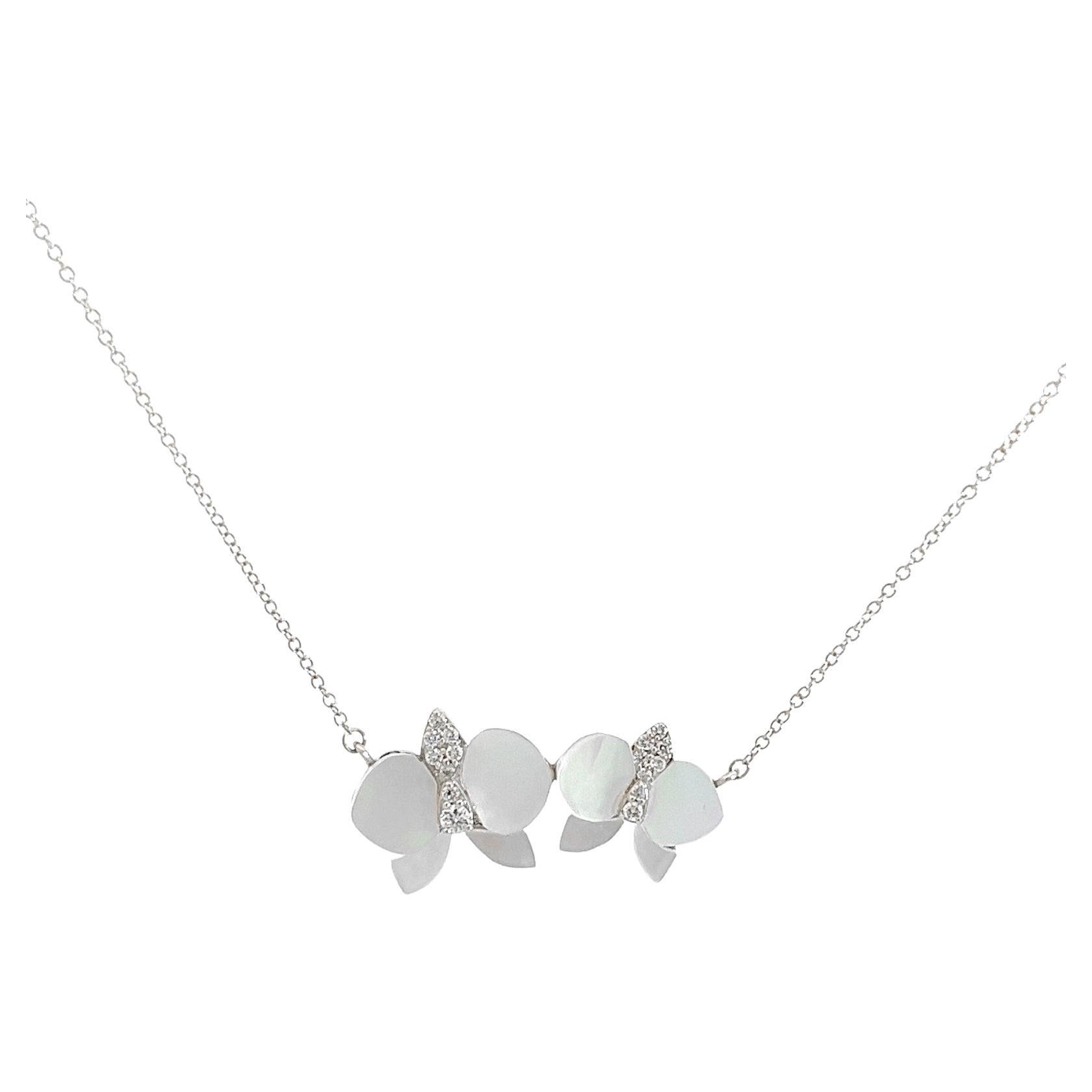 Eternelle Orchid Necklace Mother Of Pearl Diamond White Gold for Her
